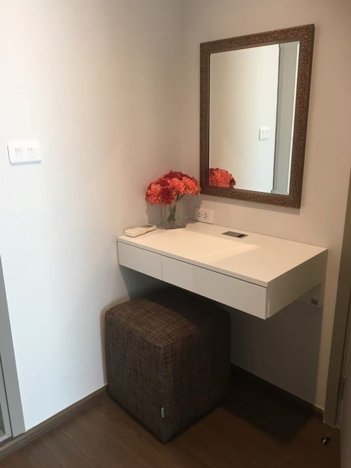 For RentCondoOnnut, Udomsuk : For rent IDEO S93, 2 bedrooms, 2 bathrooms, 53 sq m, 14th floor, corner room, beautifully decorated, fully furnished, next to BTS Bang Chak, convenient travel, ready to move in, price 30,000 baht.