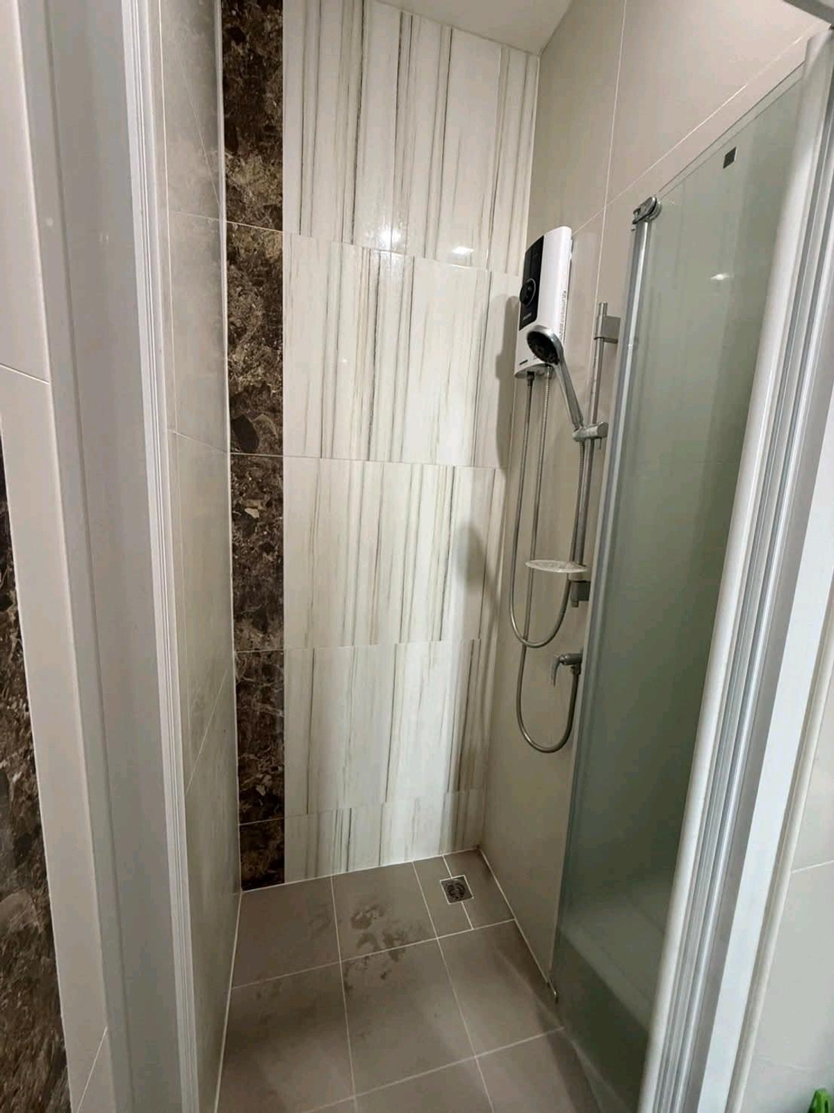 For RentTownhomeSamut Prakan,Samrong : ✨ Location Sukhumvit 76, close to the city, convenient travel, can enter and exit many routes ✨