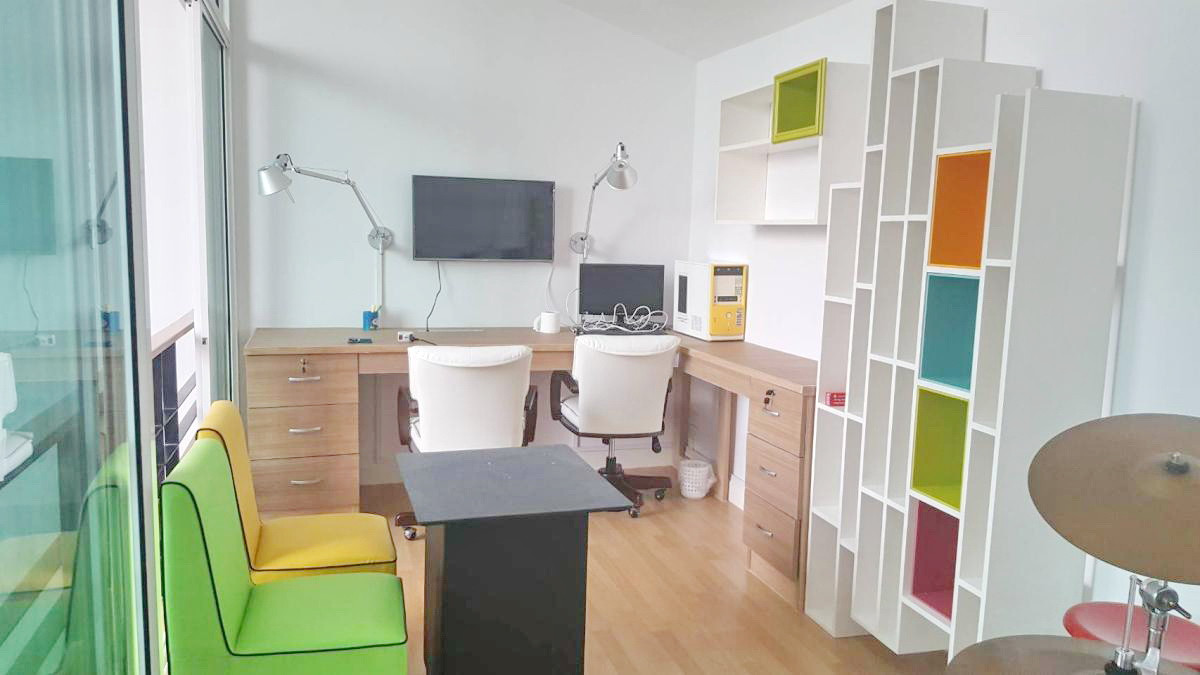 ให้เช่าทาวน์โฮมบางซื่อ วงศ์สว่าง เตาปูน : ให้เช่า บ้านทาวน์โฮมพร้อมเฟอร์นิเจอร์ บิ้วอิน หลังมุม หมู่บ้านฟลอร่าวงศ์สว่าง 