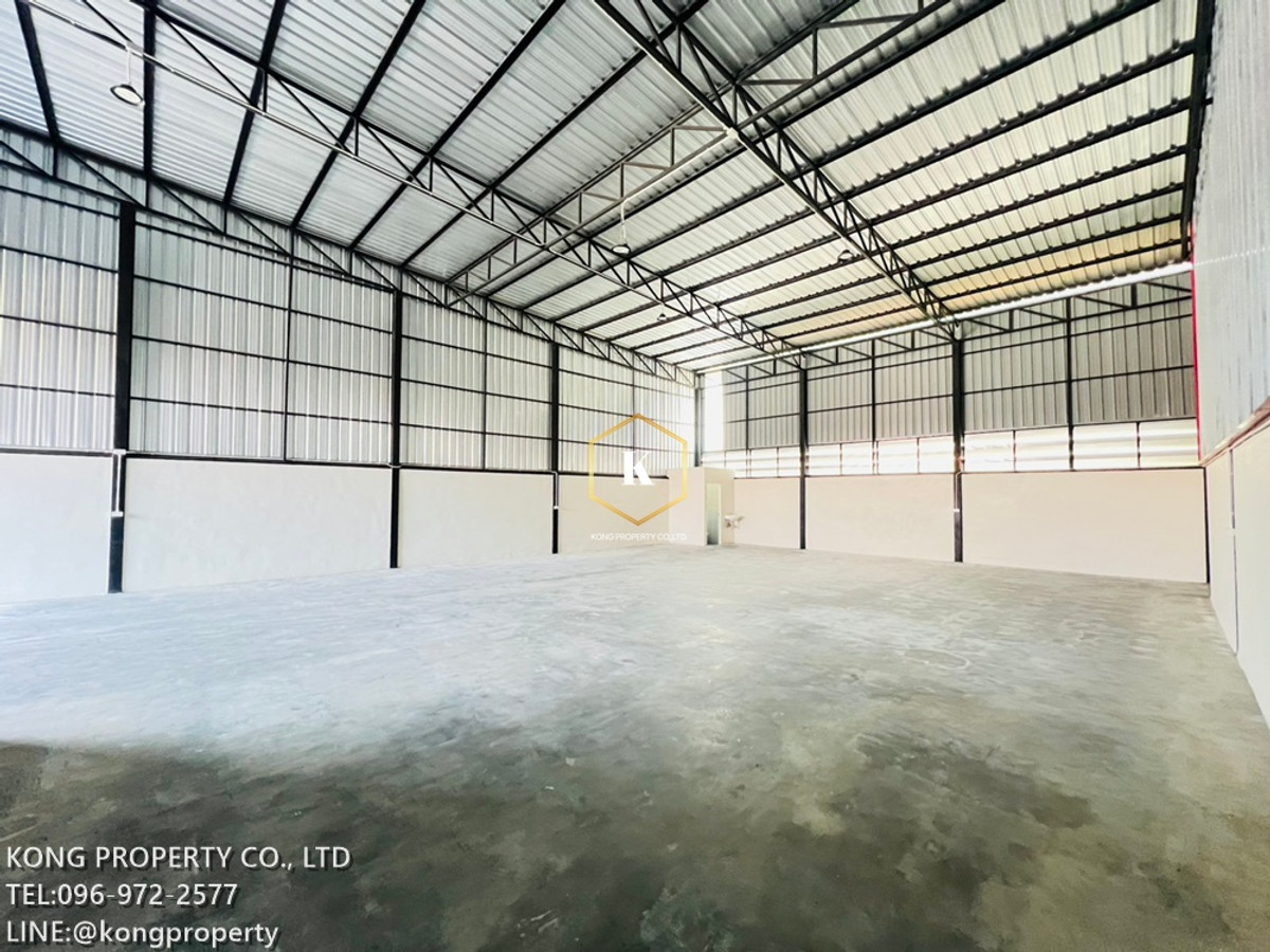 For RentWarehouseNonthaburi, Bang Yai, Bangbuathong : Warehouse for rent, Bang Yai, Nonthaburi, area 228 sq m, trailer, 40 foot van available.