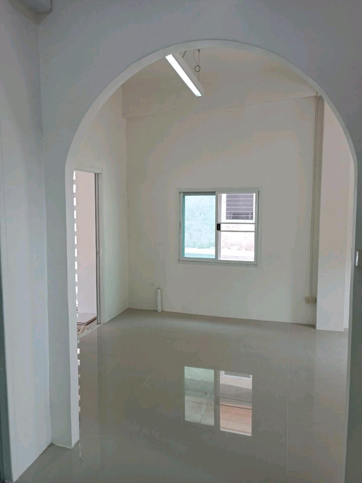 ให้เช่าบ้านสมุทรปราการ สำโรง : 🏡 ให้เช่า / ขาย บ้านเดี่ยว 2 ชั้น หมู่บ้านสุภาวัลย์
📍 หนามแดง – เทพารักษ์ 66 (ทำเลศักยภาพ)