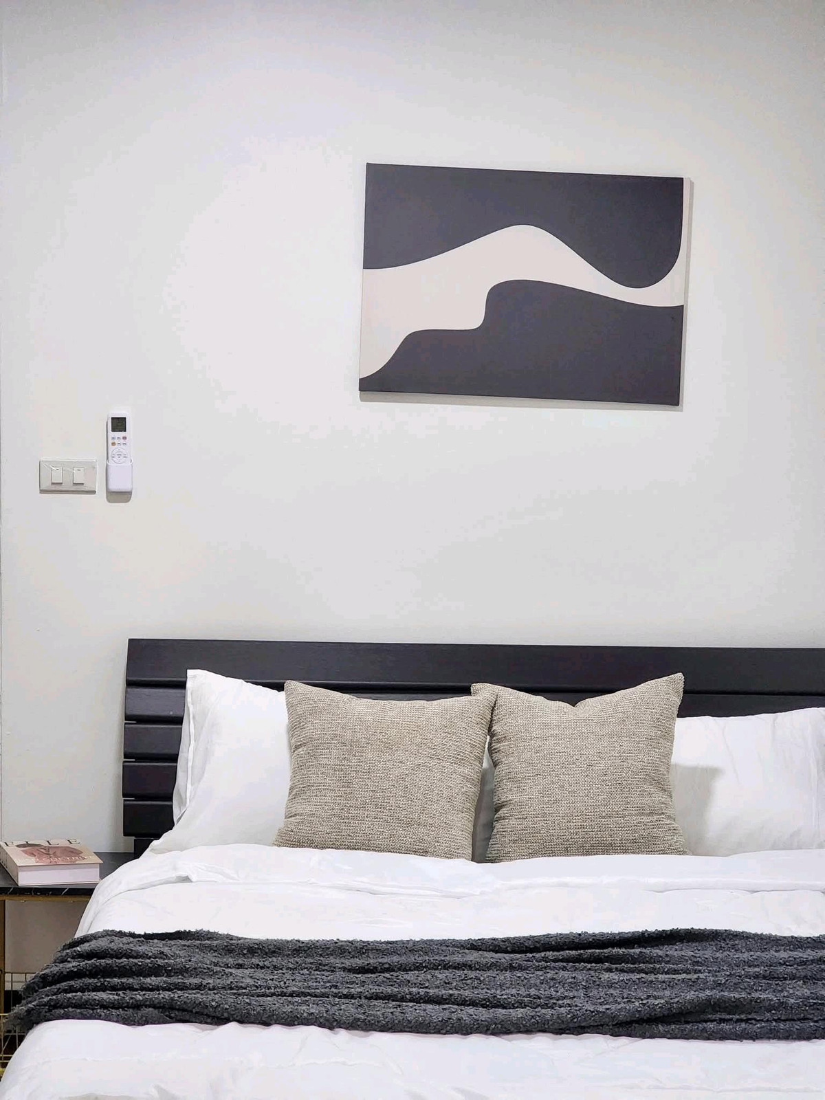 For RentHouseRatchadapisek, Huaikwang, Suttisan : 2-story detached house for rent, luxury level in the heart of Huai Khwang 🛏️ 6 bedrooms 
 🚿 4 bathrooms, near MRT Huai Khwang, furniture & electrical appliances, fully furnished, ready to move in 🛏️ 
 ▪️ Complete electrical appliances ⚡