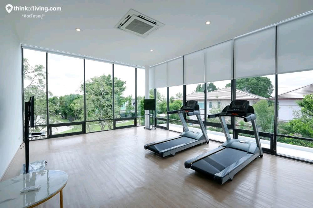 For RentTownhomeLadkrabang, Suwannaphum Airport : ✨ Suitable for an office / company / premium residence, very good location ✨
