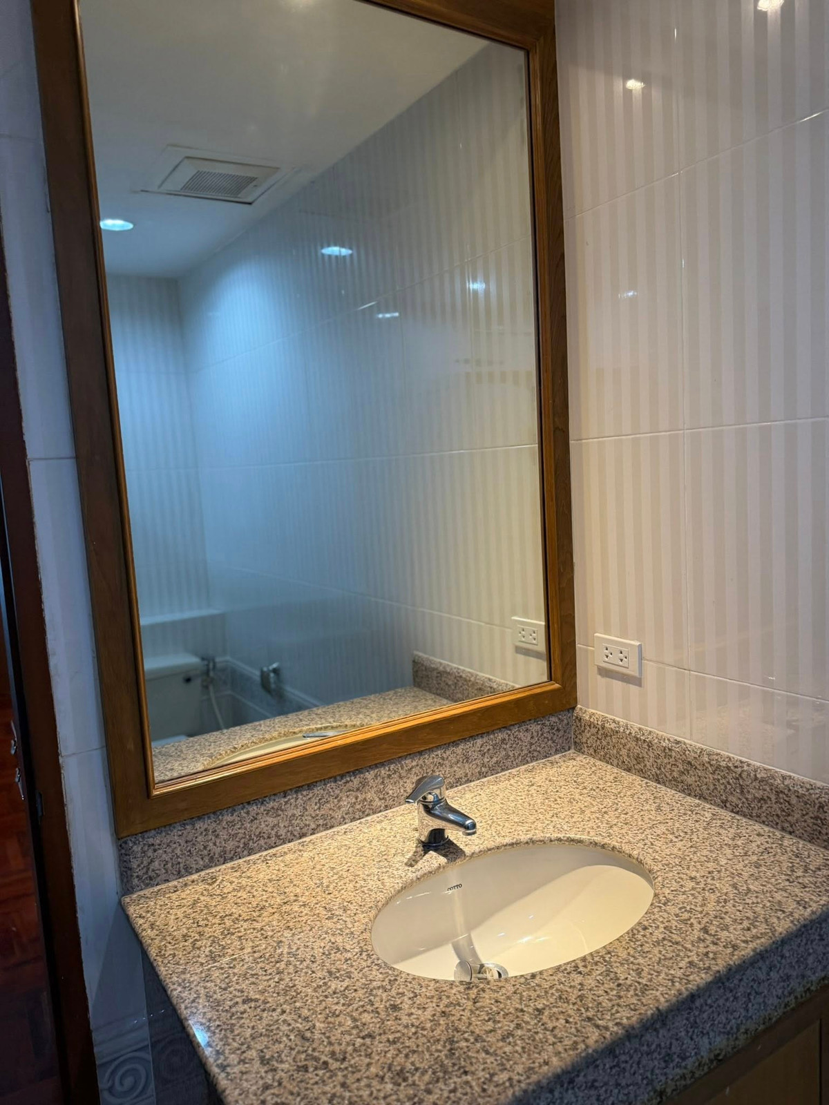 For RentCondoRama3 (Riverside),Satupadit : 🌿 Quiet Low-rise Condo in Sathorn | Fully Furnished + Free Internet