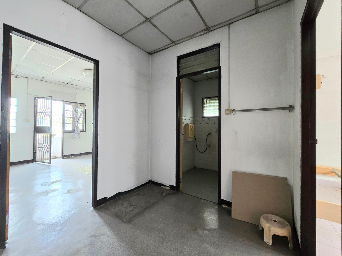 ขายทาวน์โฮมลาดพร้าว101 แฮปปี้แลนด์ : ขายทาวน์เฮ้าส์ 2 ชั้น หมู่บ้านเย็นสุข ลาดพร้าว 87 หลังริม