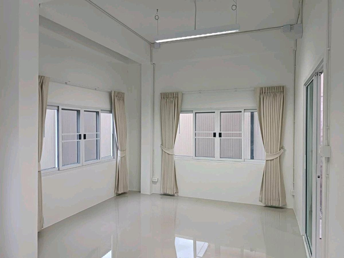 ให้เช่าบ้านสมุทรปราการ สำโรง : 🏡 ให้เช่า / ขาย บ้านเดี่ยว 2 ชั้น หมู่บ้านสุภาวัลย์
📍 หนามแดง – เทพารักษ์ 66 (ทำเลศักยภาพ)