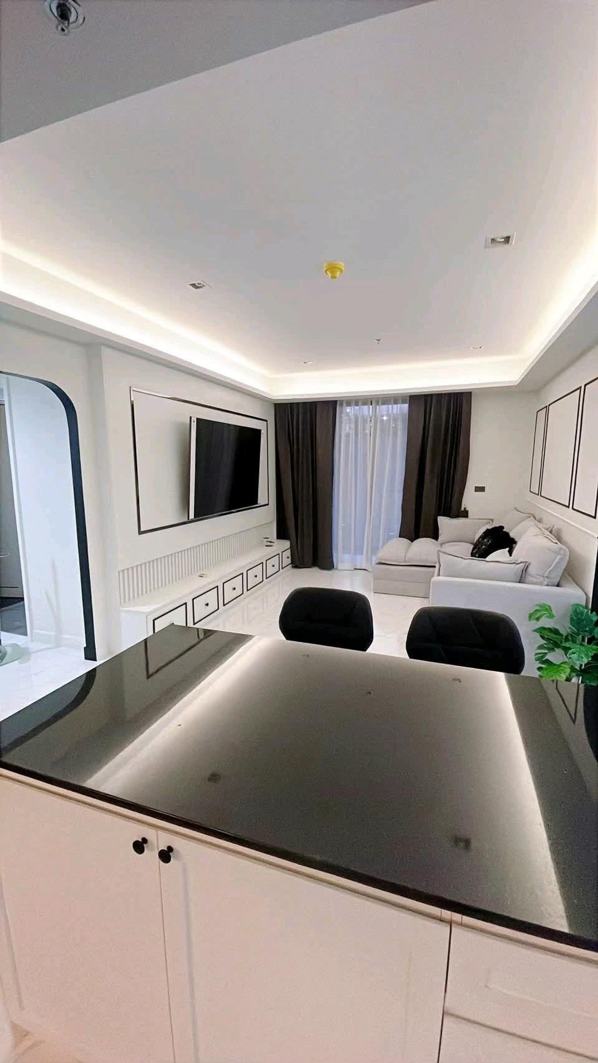 ให้เช่าคอนโดพระราม 3 สาธุประดิษฐ์ : ปล่อยเช่า Star View พระราม 3 | คอนโดหรู วิวแม่น้ำเจ้าพระยา พร้อมลิฟต์ส่วนตัว เฟอร์นิเจอร์ & เครื่องใช้ไฟฟ้าครบ เฟอร์นิเจอร์ครบ หิ้วกระเป๋าเข้าอยู่ได้เลย