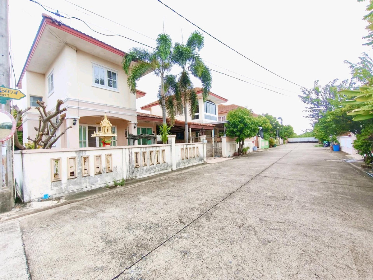 ให้เช่าบ้านนนทบุรี บางใหญ่ บางบัวทอง : 🔥 บ้านหัวมุมหายาก! พื้นที่เยอะ อยู่สบาย เหมาะสำหรับครอบครัว หรือทำโฮมออฟฟิศ “บ้านหัวมุม” พื้นที่กว้าง อยู่สบาย บรรยากาศดี 