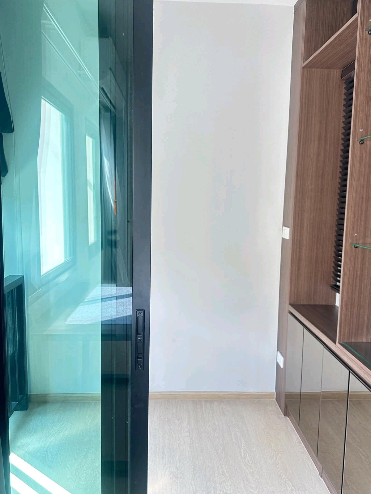 For RentTownhomeLadkrabang, Suwannaphum Airport : ✨ Suitable for an office / company / premium residence, very good location ✨