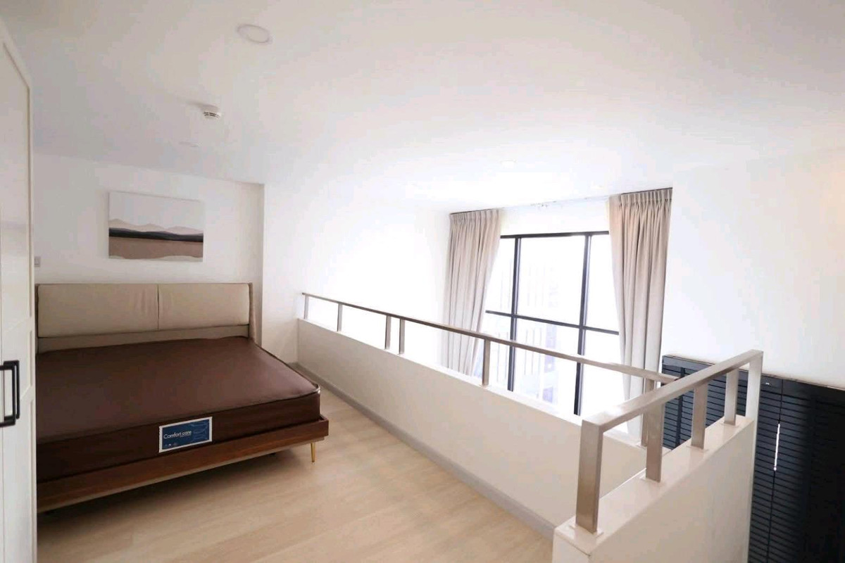 For RentCondoSathorn, Narathiwat : Near BTS St. Louis 
 for rent: Knightsbridge Prime Sathorn | Duplex, beautiful room, high floor in the heart of the CBD, Sathorn, furniture + complete electrical appliances. Ready to move in