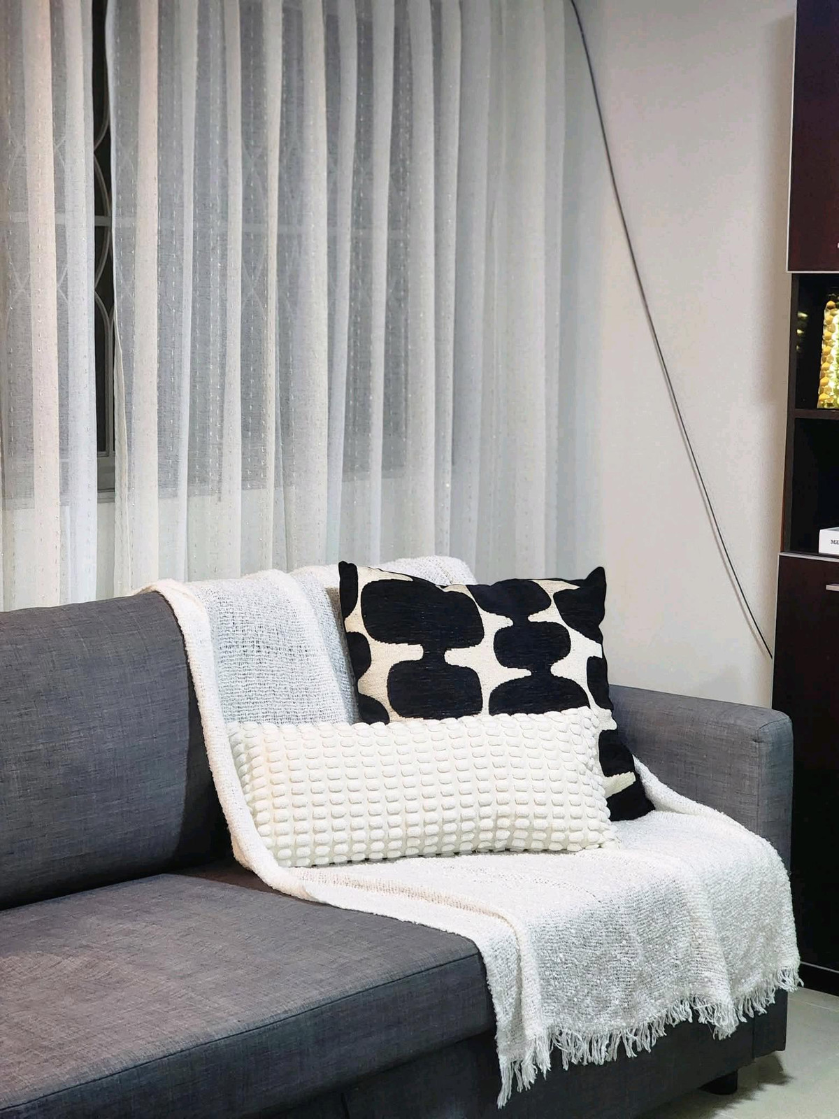 For RentHouseRatchadapisek, Huaikwang, Suttisan : 2-story detached house for rent, luxury level in the heart of Huai Khwang 🛏️ 6 bedrooms 
 🚿 4 bathrooms, near MRT Huai Khwang, furniture & electrical appliances, fully furnished, ready to move in 🛏️ 
 ▪️ Complete electrical appliances ⚡