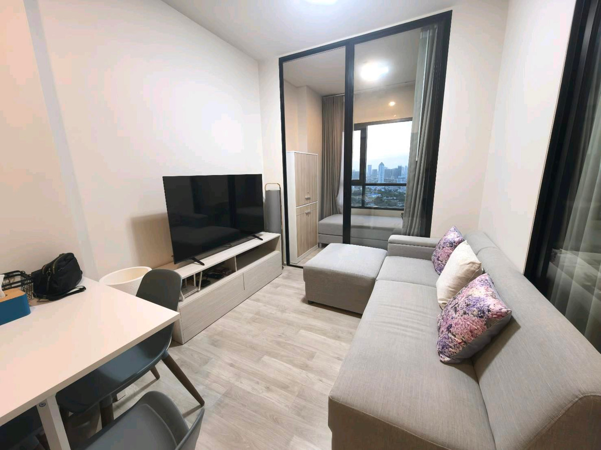 ขายคอนโดบางนา แบริ่ง ลาซาล : ห้องสวย พร้อมอยู่ ชั้น 28 ขนาด 1 นอน 1 น้ำ 35 ตรม.
✨ วิวสระ + วิวเมือง + วิวหมู่บ้านเลคไซด์ วิลล่า (โล่ง ไม่บล็อก)