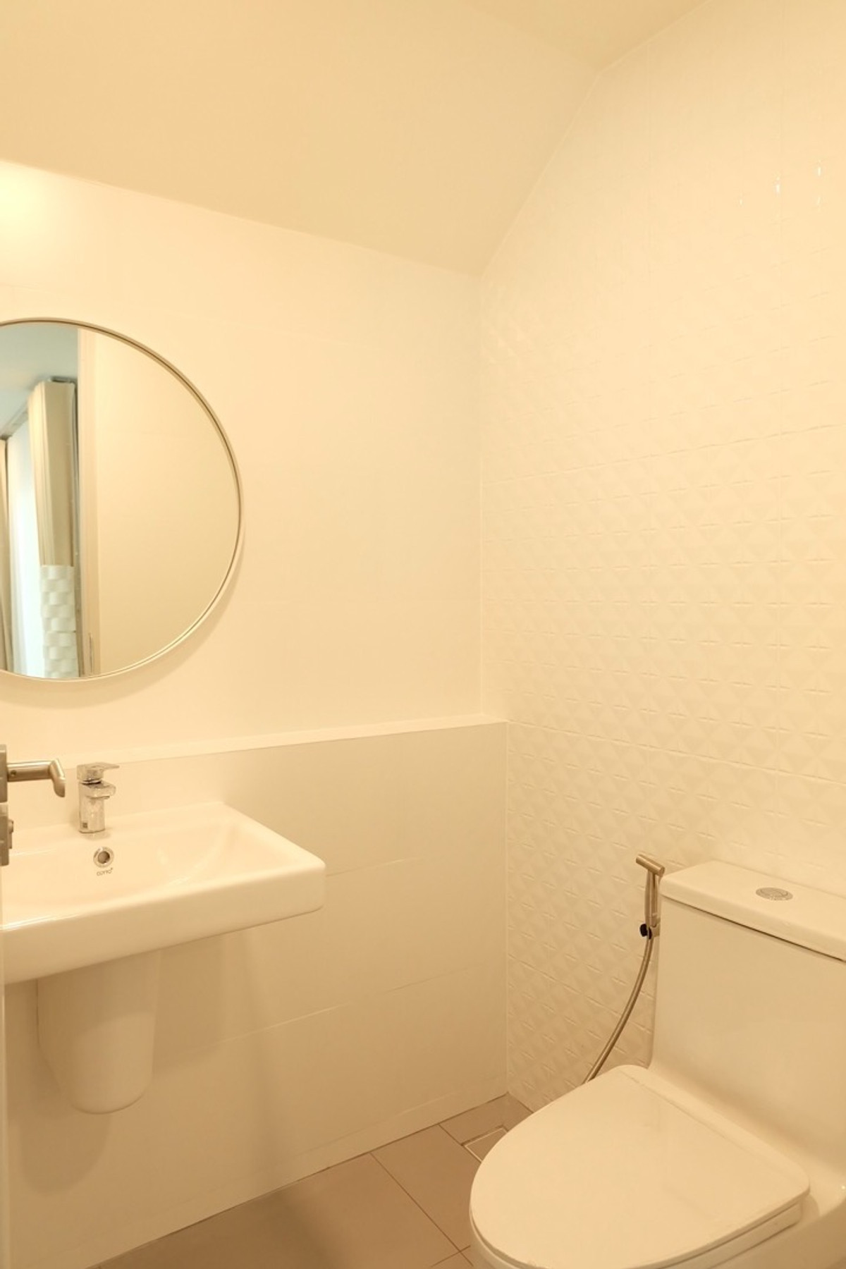 ให้เช่าบ้านบางนา แบริ่ง ลาซาล : RH033126 ให้เช่า บ้านใหม่ 2 ชั้น 3 ห้องนอน fully furnished at Chaiyapruek Bangna KM.15