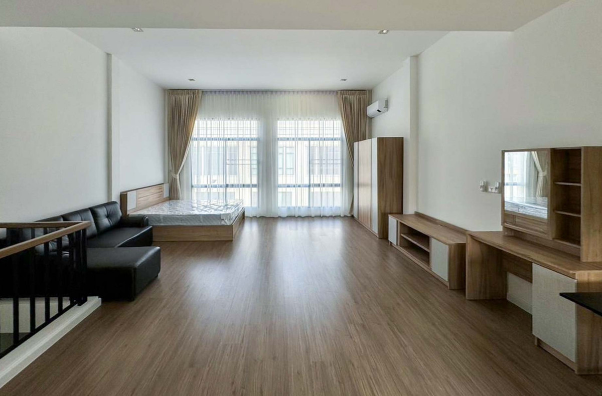 ให้เช่าทาวน์โฮมอ่อนนุช อุดมสุข : ให้เช่า บ้าน Q Prime สุขุมวิท 77 ทาวน์โฮม 3 ชั้น หลังมุม แบบ 3 นอน 4 น้ำ 46 ตรว 180 ตรม พร้อมเฟอร์ ใกล้ MRT ศรีนุช อ่อนนุช ศรีนครินทร์ อุดมสุข พัฒนาการ: KT26R-006