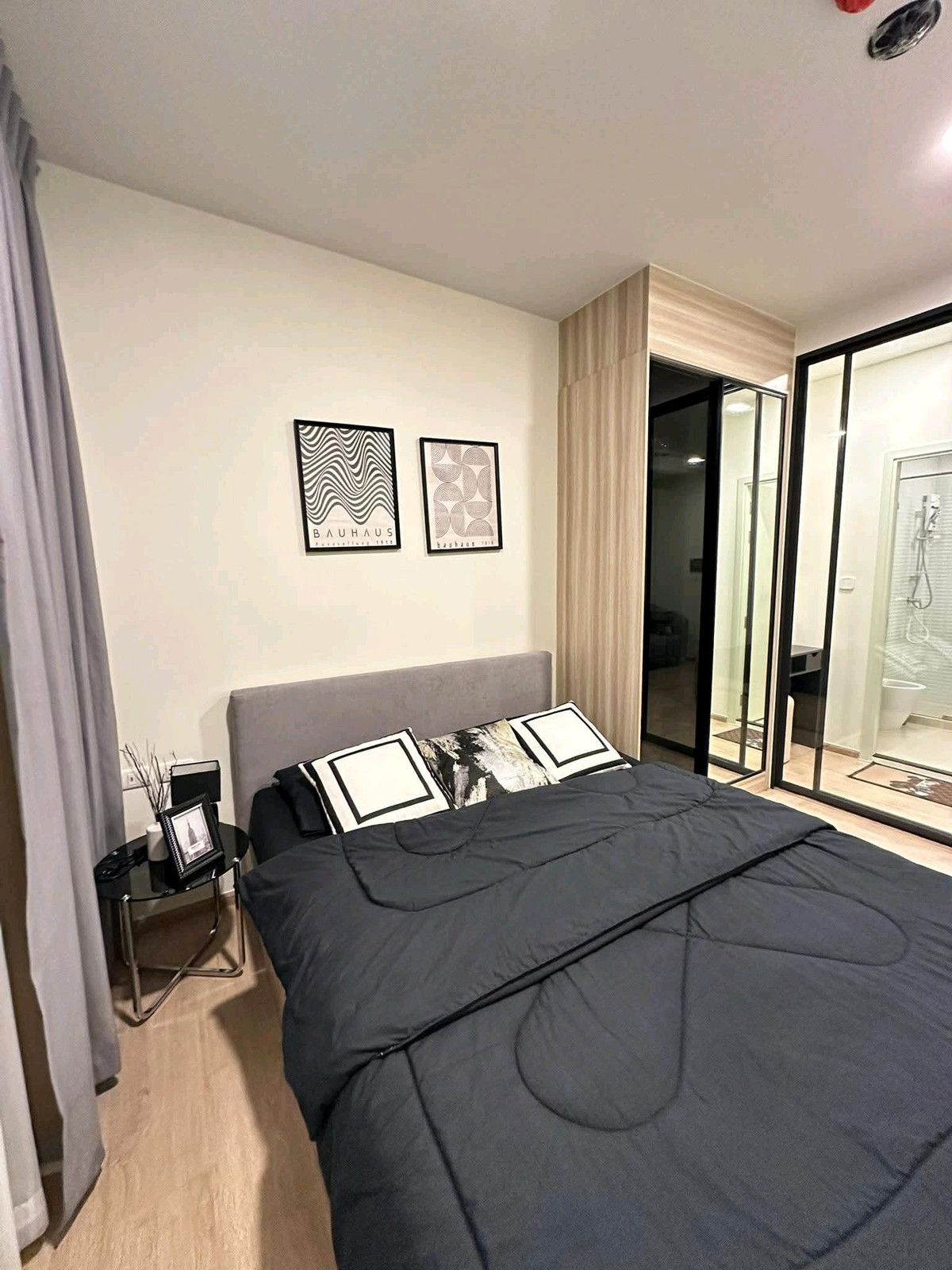 For RentCondoKasetsart, Ratchayothin : Near BTS Green Line (~1.5 Km.) Kasetsart University, Bang Khen 
 Chewathai Kaset-Nawamin | Beautiful room, balcony view, good atmosphere, ready to move in.