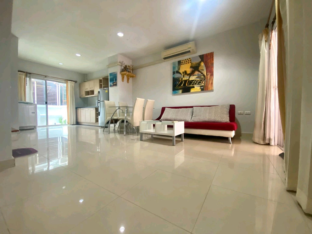 For RentTownhomeOnnut, Udomsuk : Near BTS On Nut 
 Townhome for rent, 3 floors, Klang Muang Lucerne Village, Sukhumvit 77 (On Nut 46) 🌿💎