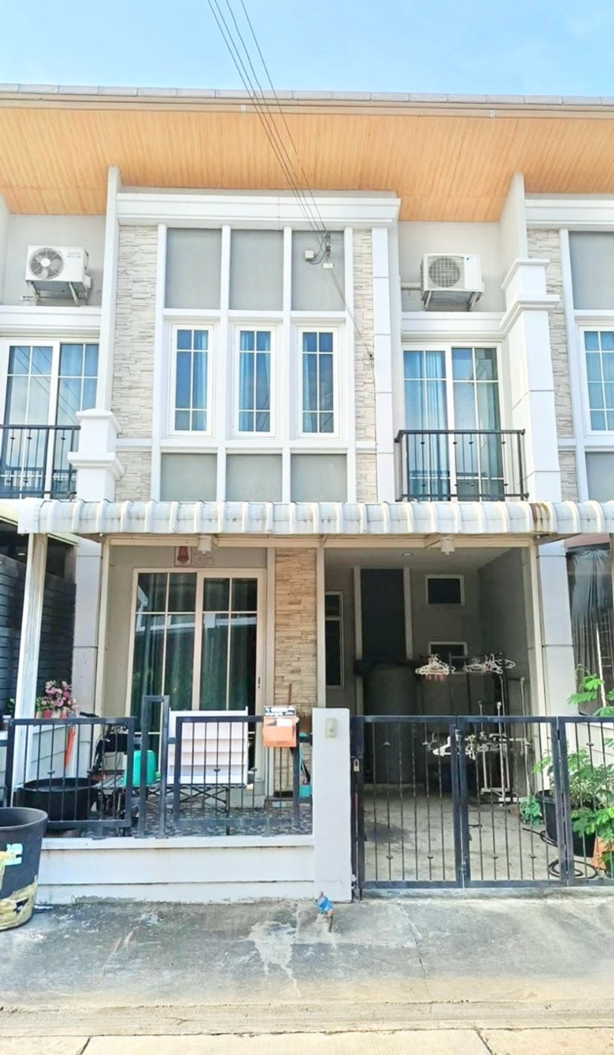 ให้เช่าทาวน์โฮมเกษตร นวมินทร์ ลาดปลาเค้า : ให้เช่าโกลเด้นทาวน์เกษตร-นวมินทร์ (Golden Town Kaset – Nawamin) 