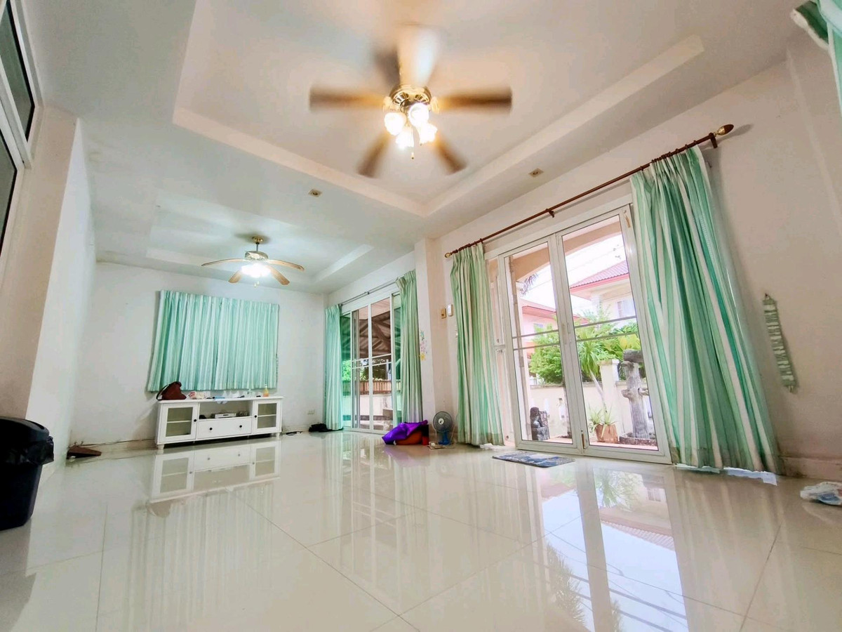 ให้เช่าบ้านนนทบุรี บางใหญ่ บางบัวทอง : 🔥 บ้านหัวมุมหายาก! พื้นที่เยอะ อยู่สบาย เหมาะสำหรับครอบครัว หรือทำโฮมออฟฟิศ “บ้านหัวมุม” พื้นที่กว้าง อยู่สบาย บรรยากาศดี 