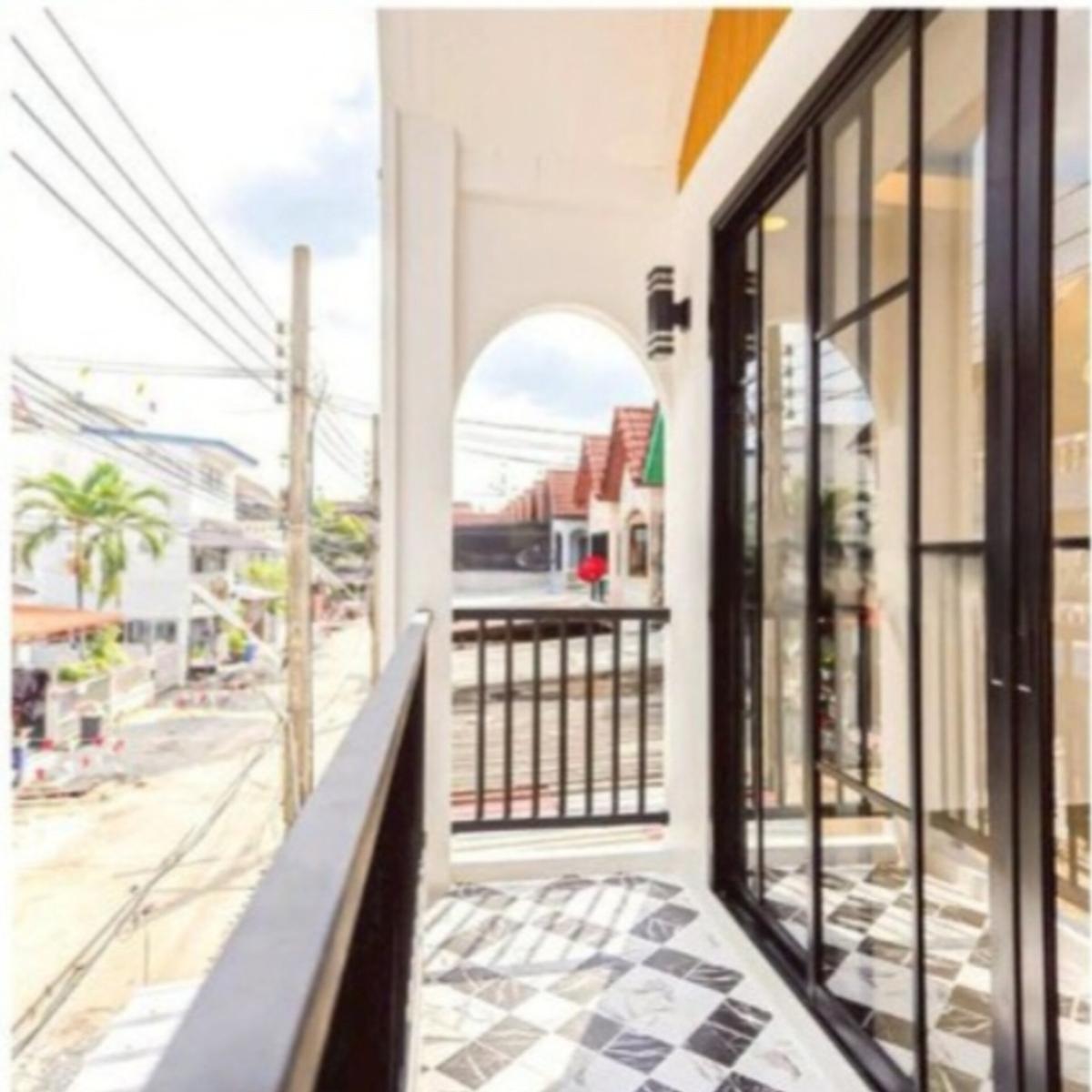 ขายทาวน์โฮมเกษตร นวมินทร์ ลาดปลาเค้า : ขายทาวน์เฮ้าส์/ทาวน์โฮม  พาราไดซ์วิลล์ ประเสริฐมนูกิจ รีโนเวทใหม่ ลาดพร้าว เขต ลาดพร้าว กรุงเทพ CX-149786