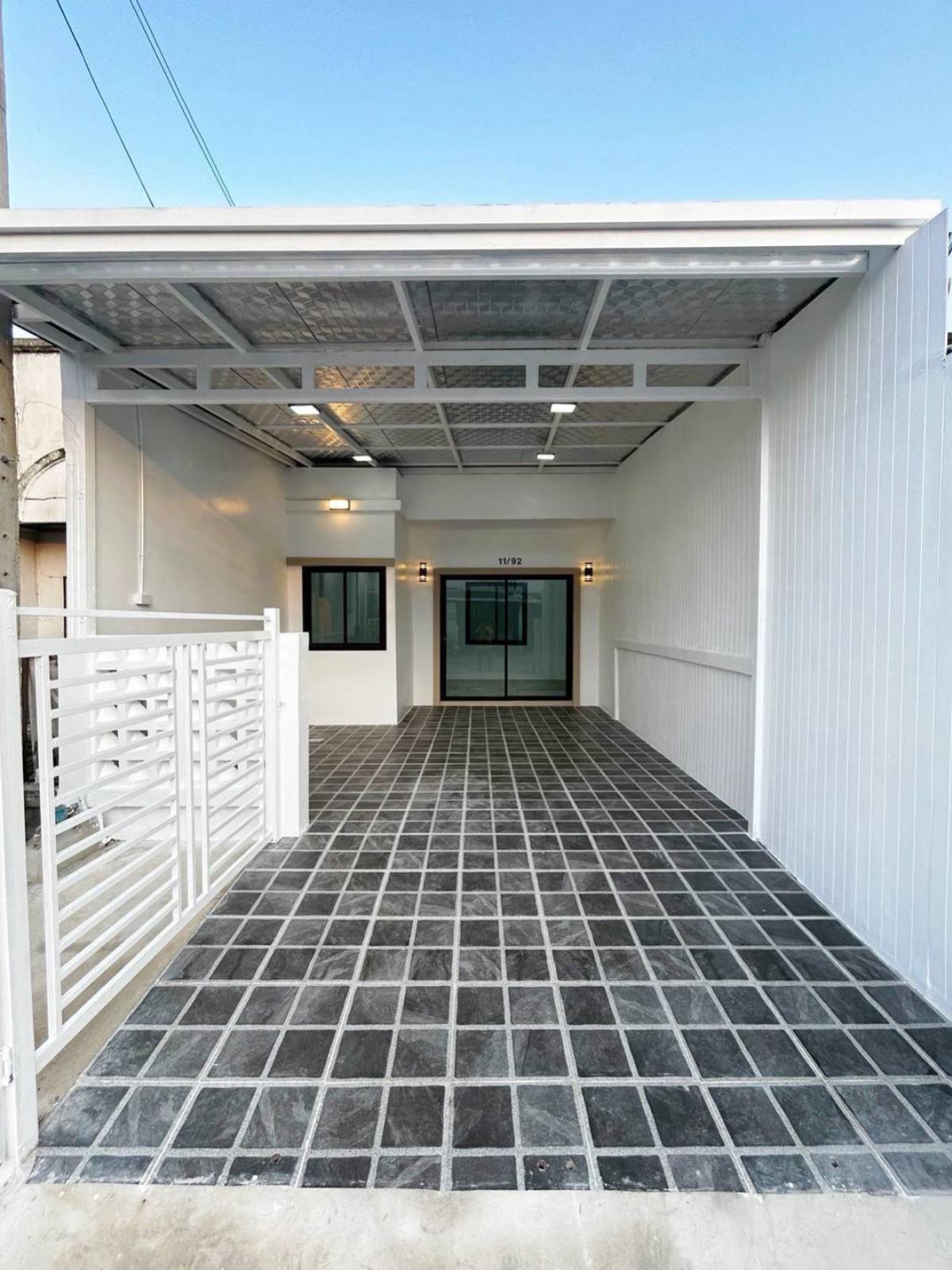 ขายทาวน์โฮมนนทบุรี บางใหญ่ บางบัวทอง : ขายทาวน์เฮ้าส์/ทาวน์โฮม  บ้านพิมลราช 3 ไทรน้อย ไทรน้อย นนทบุรี CX-149667