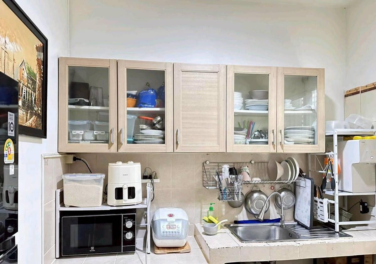 ขายทาวน์โฮมเลียบทางด่วนรามอินทรา : ขายทาวน์เฮ้าส์/ทาวน์โฮม  บ้านกลางเมือง เอสเซ้นส์ พระราม 9-ลาดพร้าว วังทองหลาง เขต วังทองหลาง กรุงเทพ CX-149518