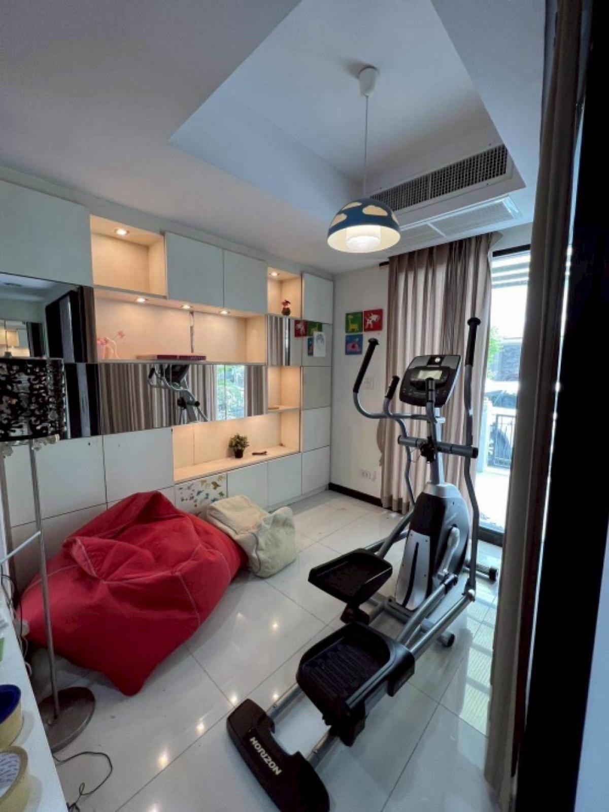 ขายทาวน์โฮมรัชดา ห้วยขวาง : ขายทาวน์โฮม 3 ชั้น หมู่บ้านศุภาลัยวิลล์ รัชดาภิเษก 32  แขวงจันทรเกษม เขต จตุจักร กรุงเทพ CX-149516