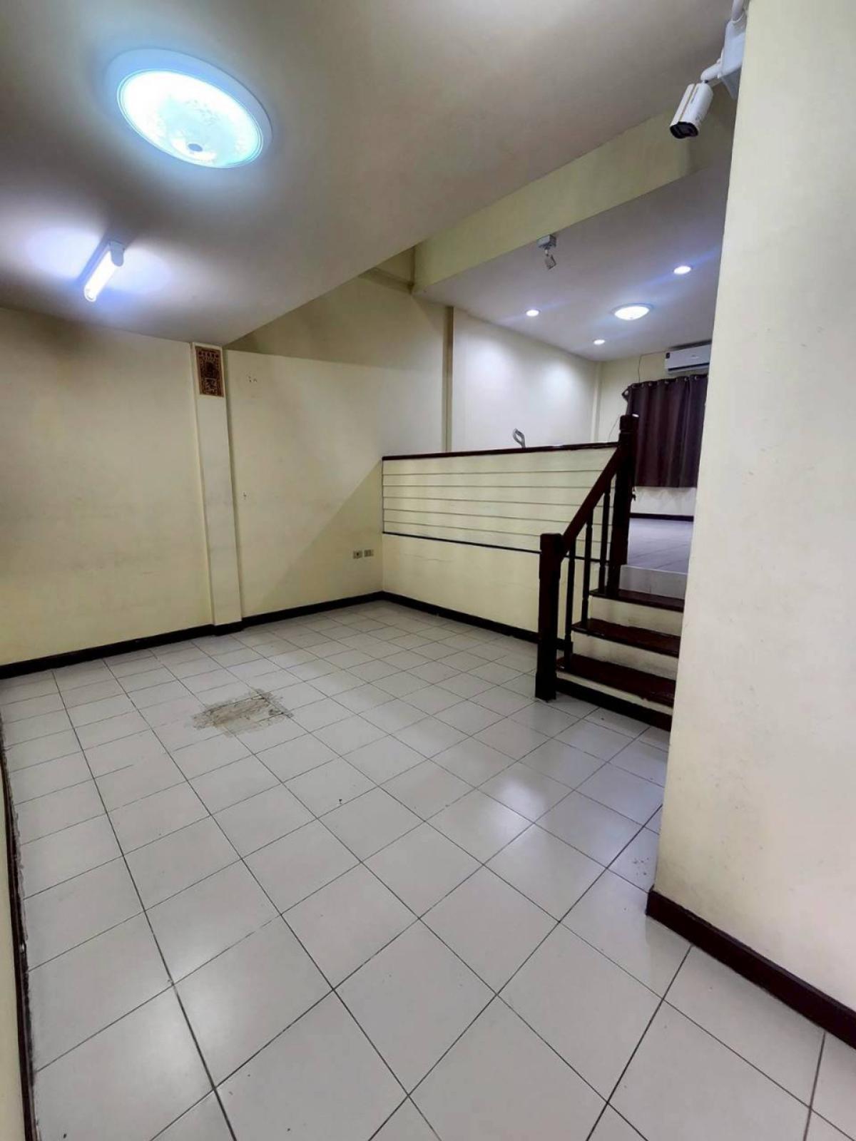 ขายทาวน์โฮมรัชดา ห้วยขวาง : ขายทาวน์เฮ้าส์/ทาวน์โฮม  บ้านกลางเมือง รัชดา - เหม่งจ๋าย 1 วังทองหลาง เขต วังทองหลาง กรุงเทพ CX-149438