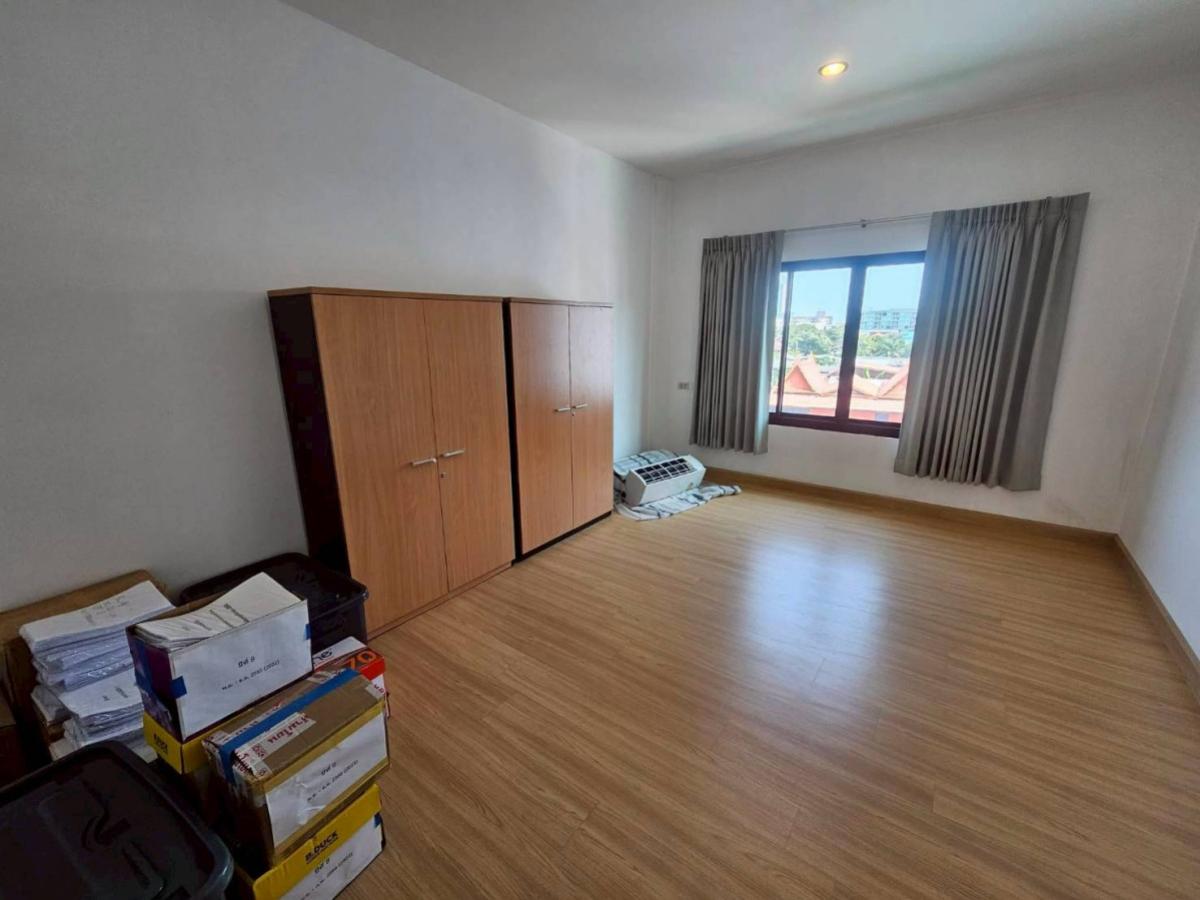 ขายทาวน์โฮมรัชดา ห้วยขวาง : ขายโฮมออฟฟิศ 4 ชั้น หมู่บ้านอารียา แมนดารินา สุทธิสาร  สามเสนนอก เขต ห้วยขวาง กรุงเทพ CX-149443