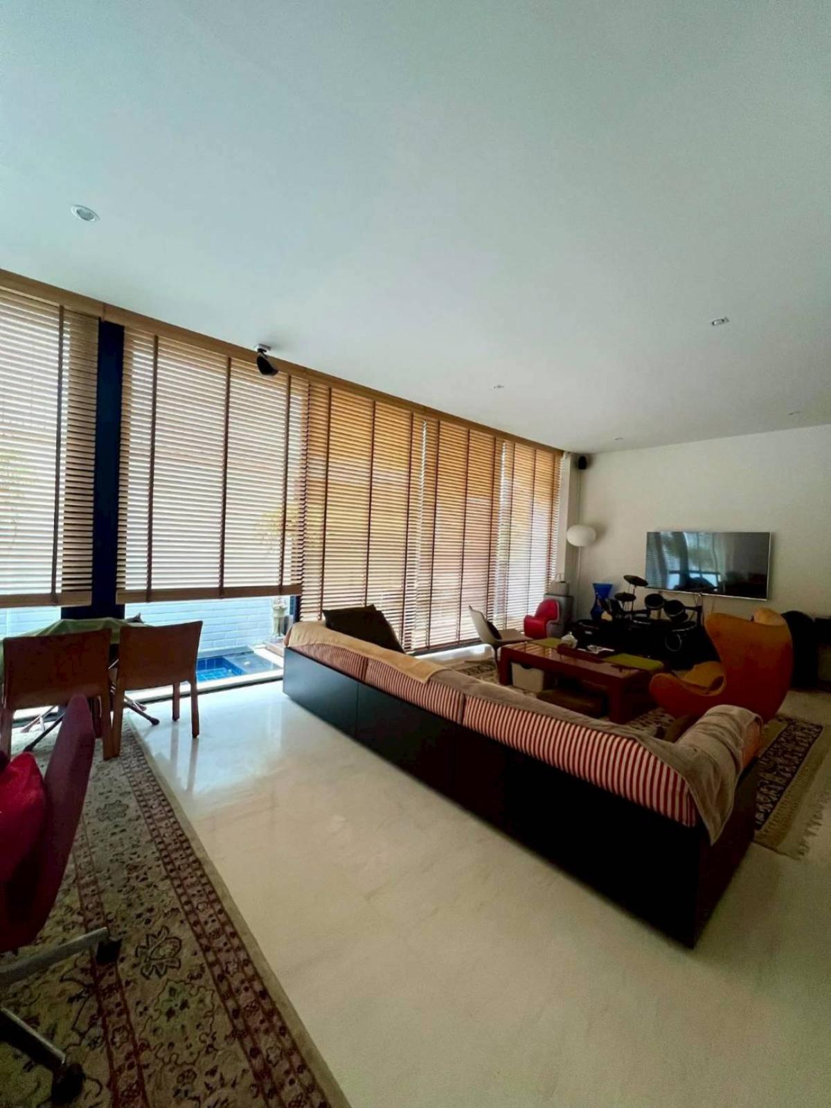 ขายทาวน์โฮมเลียบทางด่วนรามอินทรา : ขายทาวน์เฮ้าส์/ทาวน์โฮม  ฟิฟท์ทีน เกตส์ คลองจั่น เขต บางกะปิ กรุงเทพ CX-149330