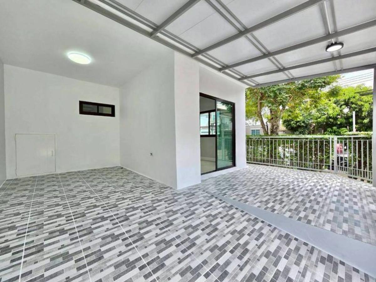 ขายทาวน์โฮมพระราม 5 ราชพฤกษ์ บางกรวย : ขายทาวน์เฮ้าส์/ทาวน์โฮม  พฤกษา วิลล์ 63/1 พระราม 5 - วงศ์สว่าง ห้องมุม รีโนเวทใหม่ บางไผ่ เมืองนนทบุรี นนทบุรี CX-149348