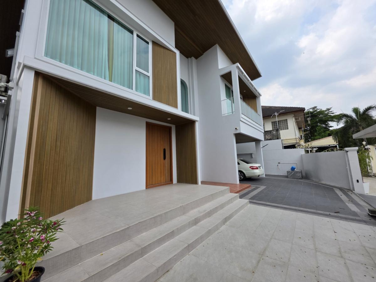 For SaleHousePhutthamonthon, Salaya : For Sale House , Kritsada Nakhon 31 , newly renovated , Salathammasop Sop , Thawi Watthana , Bangkok , CX-149312