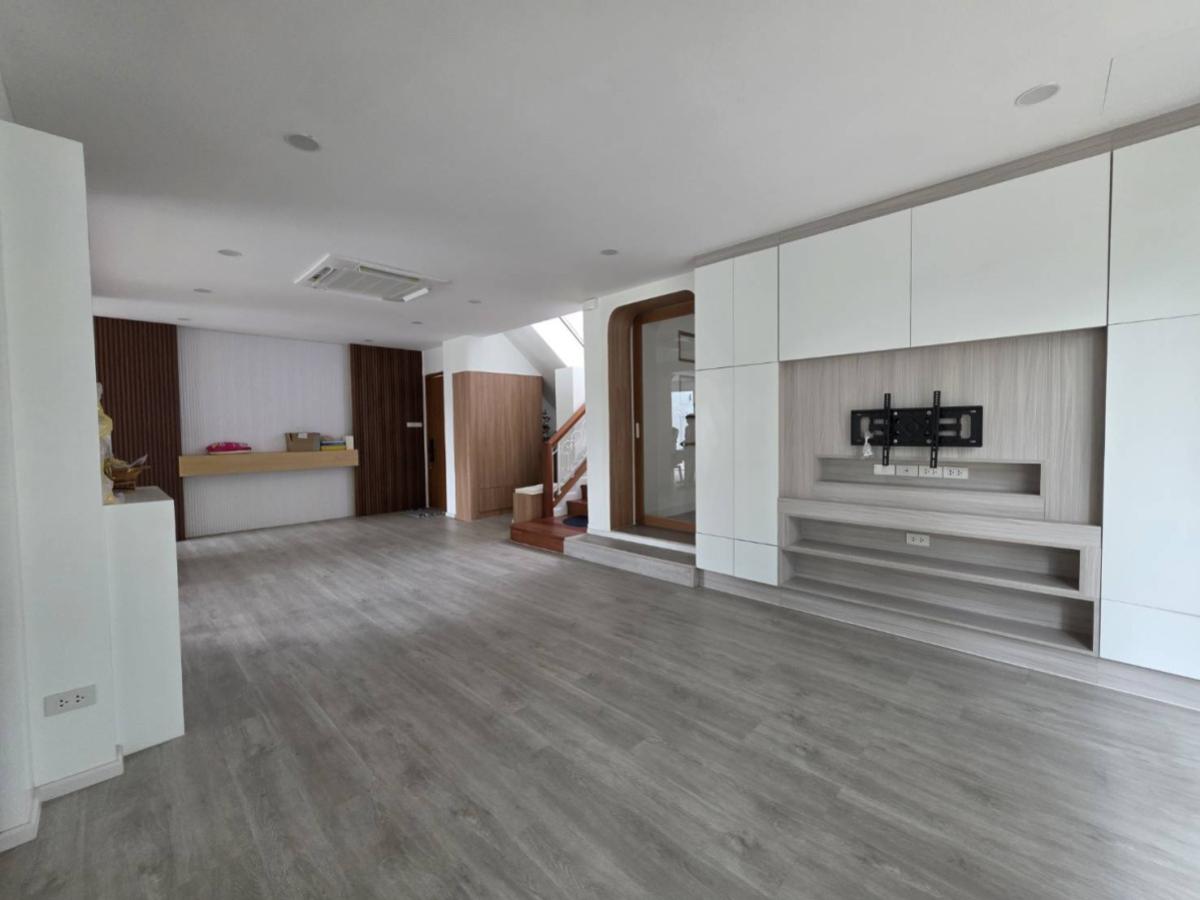 For SaleHousePhutthamonthon, Salaya : For Sale House , Kritsada Nakhon 31 , newly renovated , Salathammasop Sop , Thawi Watthana , Bangkok , CX-149312