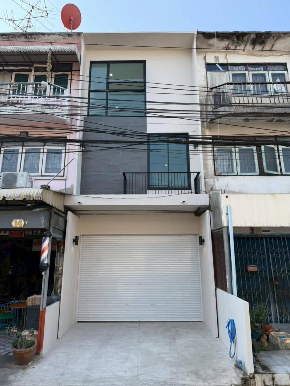 For SaleShop HouseNonthaburi, Bang Yai, Bangbuathong : For Sale 3-storey commercial building , Soi Nonthaburi 46 , newly renovated , Tha Sai , Mueang Nonthaburi , Nonthaburi , CX-149411