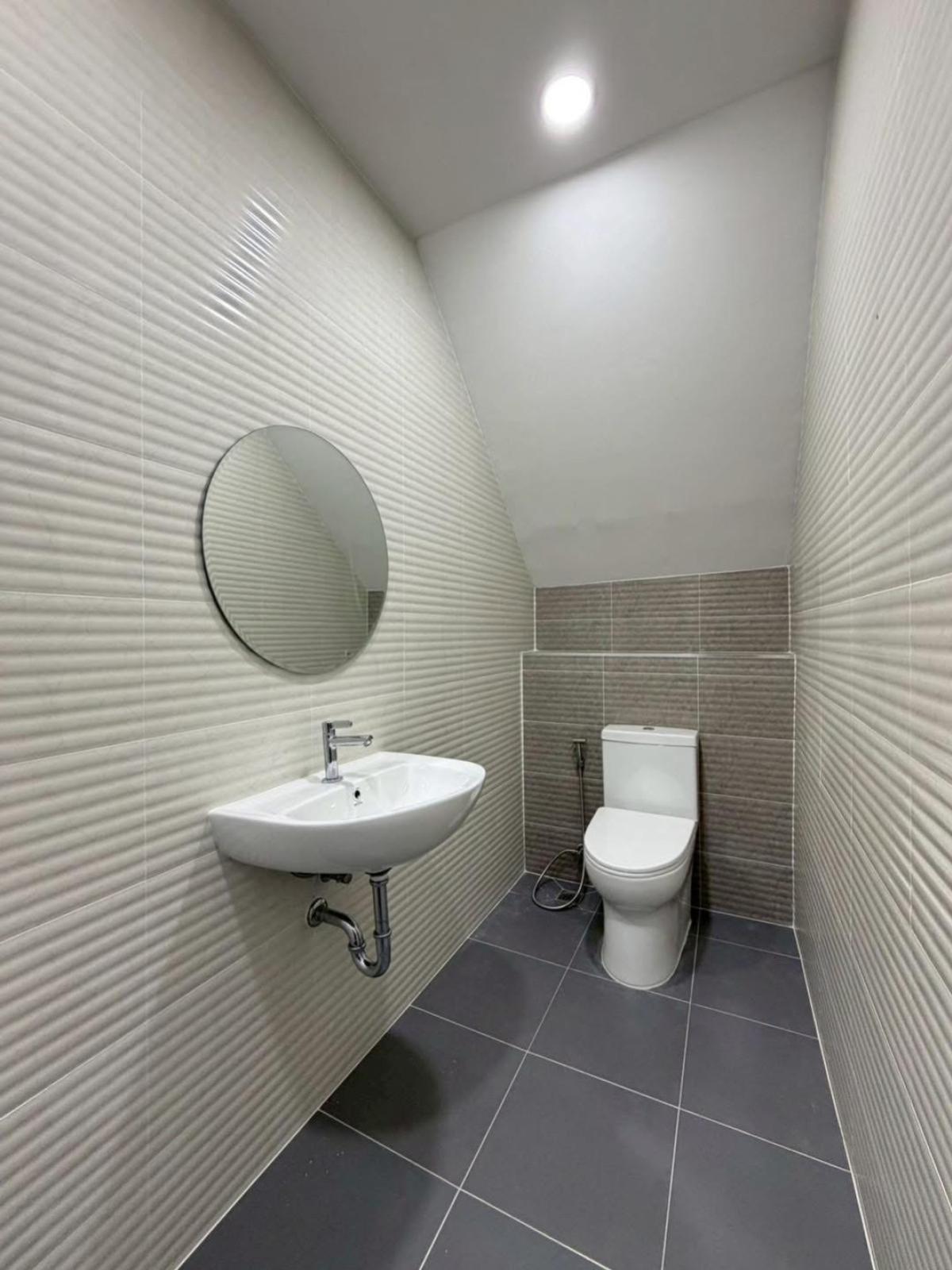 ขายอาคารพาณิชย์นนทบุรี บางใหญ่ บางบัวทอง : ขายอาคารพาณิชย์ 3 ชั้น ,ซอยนนทบุรี 46 รีโนเวทใหม่ ท่าทราย เมืองนนทบุรี นนทบุรี CX-149411