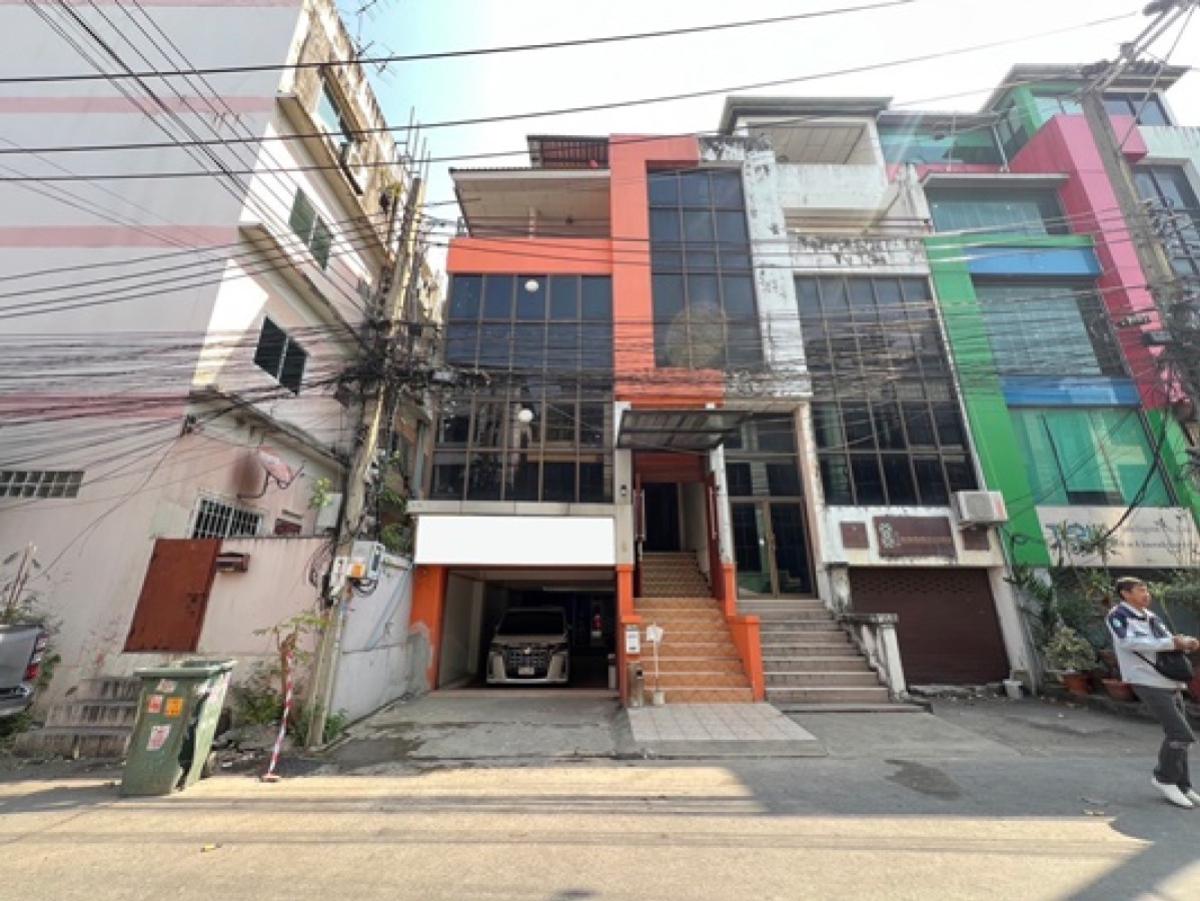 ขายโฮมออฟฟิศเกษตร นวมินทร์ ลาดปลาเค้า : ขายสำนักงาน นวลจันทร์ ใกล้เลียบทางด่วน รถไฟฟ้าสายสีชมพู รามอินทรา 40 ห้องมุม รีโนเวทใหม่ นวลจันทร์ เขต บึงกุ่ม กรุงเทพ CX-149241