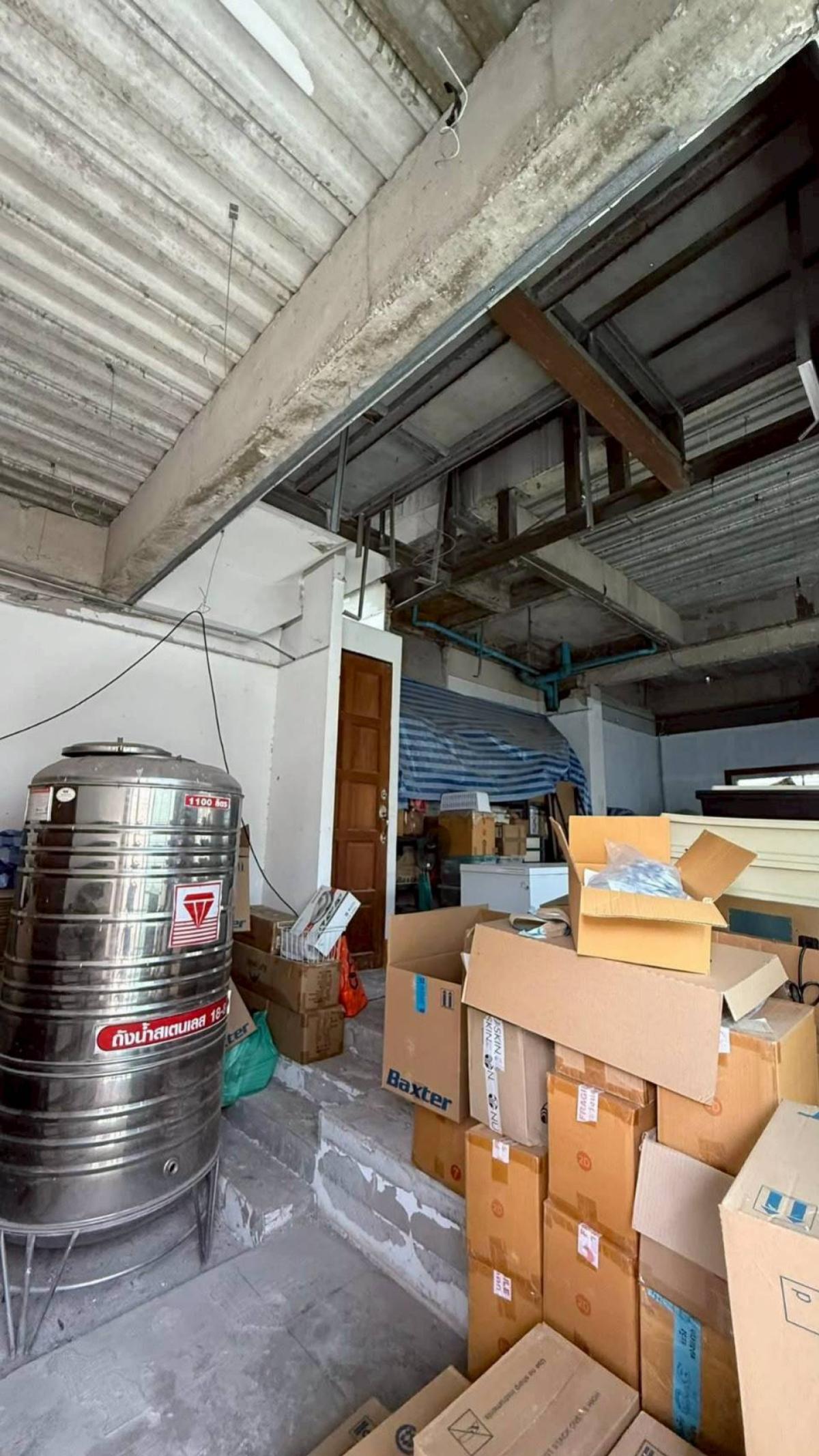 ขายทาวน์โฮมลาดพร้าว เซ็นทรัลลาดพร้าว : ขายทาวน์เฮ้าส์/ทาวน์โฮม  บ้านกลางเมือง แยกรัชดา - ลาดพร้าว  แขวงจันทรเกษม เขต จตุจักร กรุงเทพ CX-149229