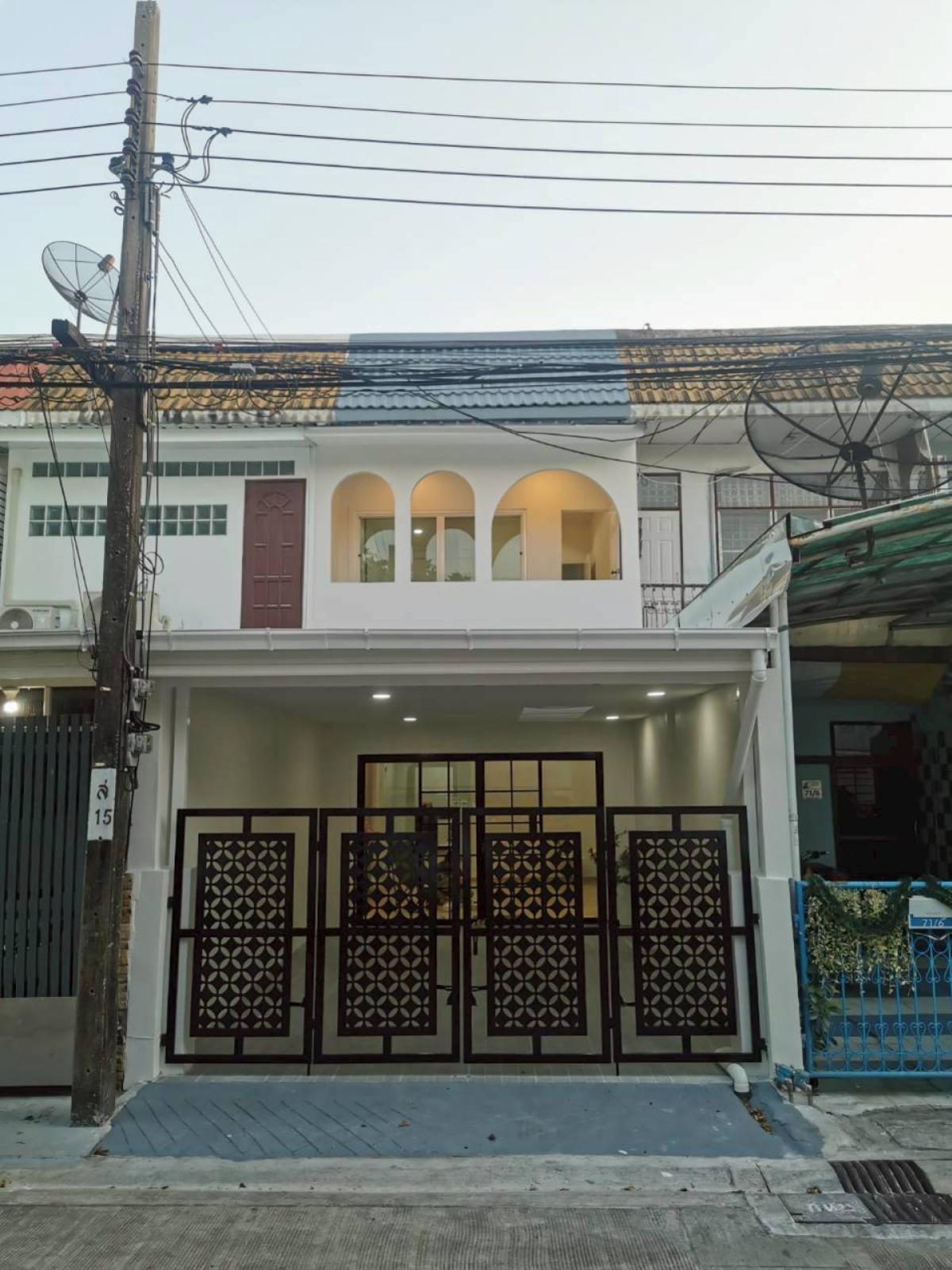 ขายทาวน์โฮมรัชดา ห้วยขวาง : ขายทาวน์เฮ้าส์/ทาวน์โฮม  อยู่เจริญ อินทามระ 40 รัชดาภิเษก เขต ห้วยขวาง กรุงเทพ CX-149199