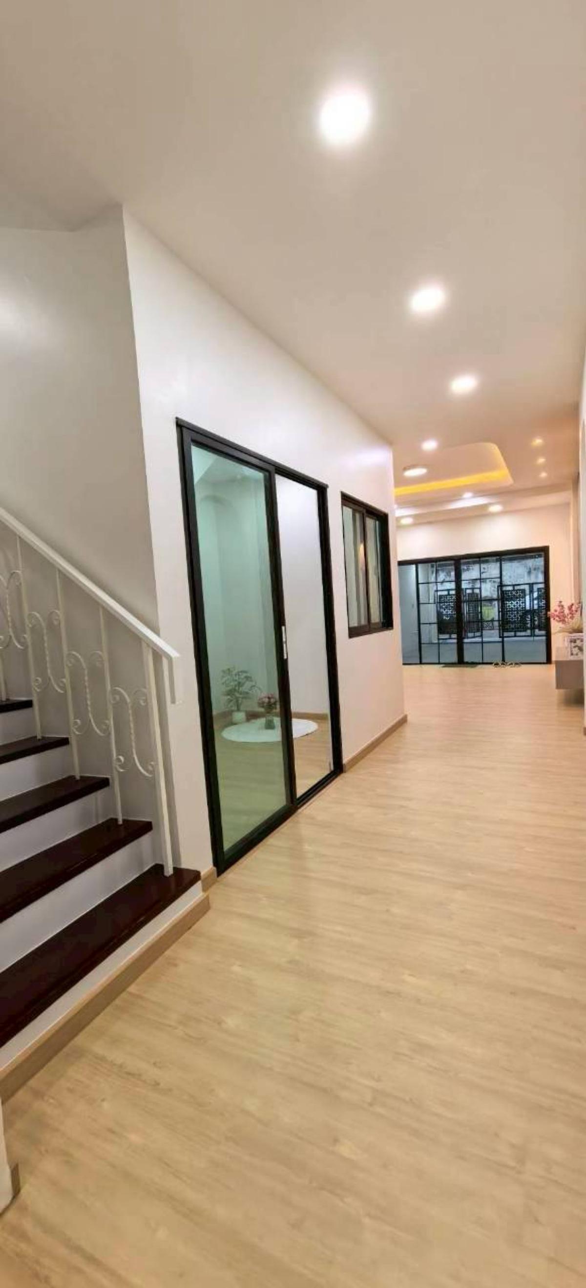 ขายทาวน์โฮมรัชดา ห้วยขวาง : ขายทาวน์เฮ้าส์/ทาวน์โฮม  อยู่เจริญ อินทามระ 40 รัชดาภิเษก เขต ห้วยขวาง กรุงเทพ CX-149199