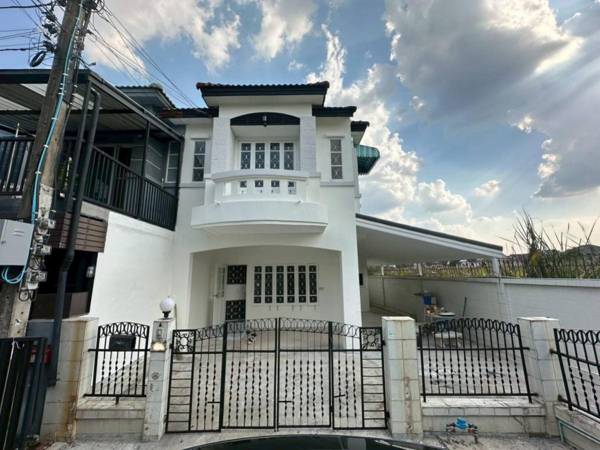 For SaleTownhomeNawamin, Ramindra : For Sale Townhouse/Townhome  , Busarin Saimai , Phaholyothin 54/1 , Sai Mai , Bangkok , CX-149123