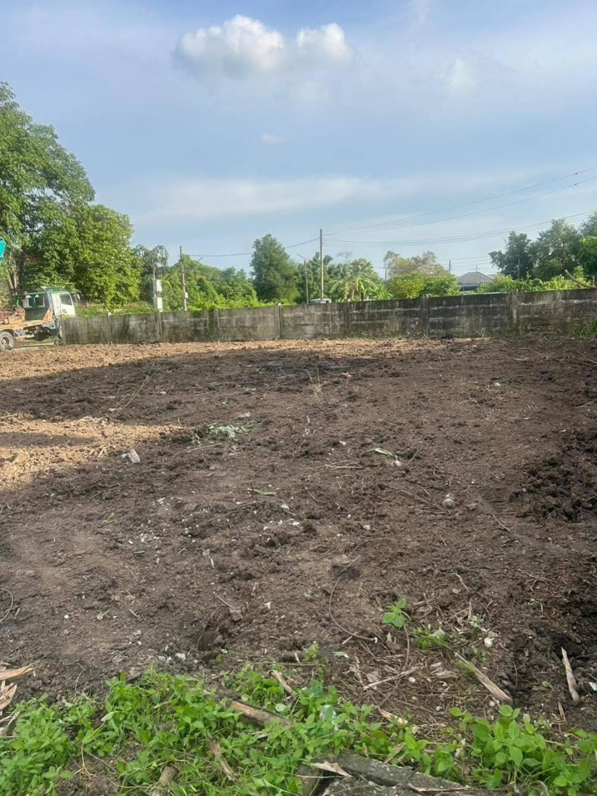 For SaleLandLadkrabang, Suwannaphum Airport : For Sale Land , Happy Place Park Village , corner unit , Khlong Sam Prawet , Lat Krabang , Bangkok , CX-148439