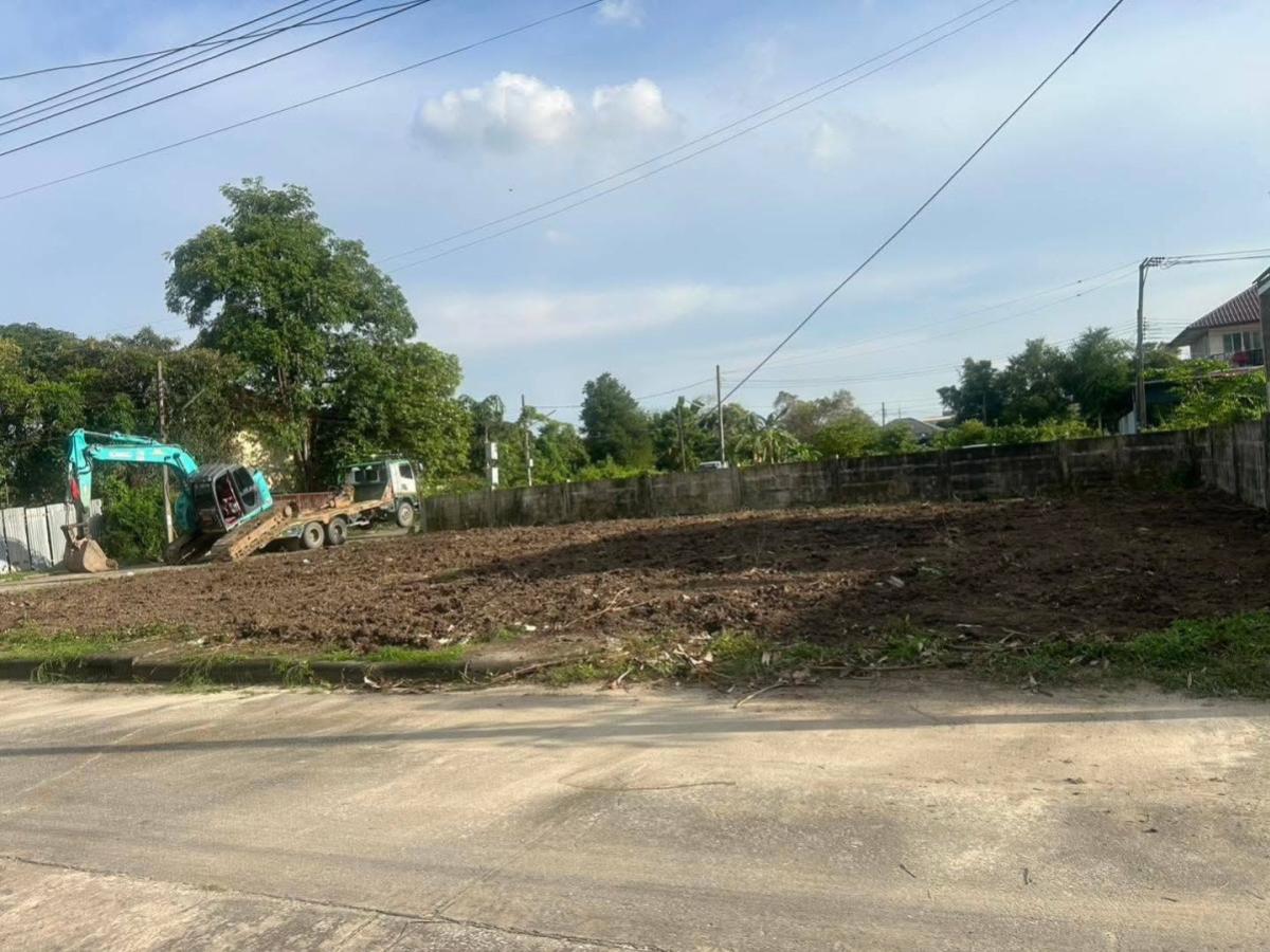 For SaleLandLadkrabang, Suwannaphum Airport : For Sale Land , Happy Place Park Village , corner unit , Khlong Sam Prawet , Lat Krabang , Bangkok , CX-148439