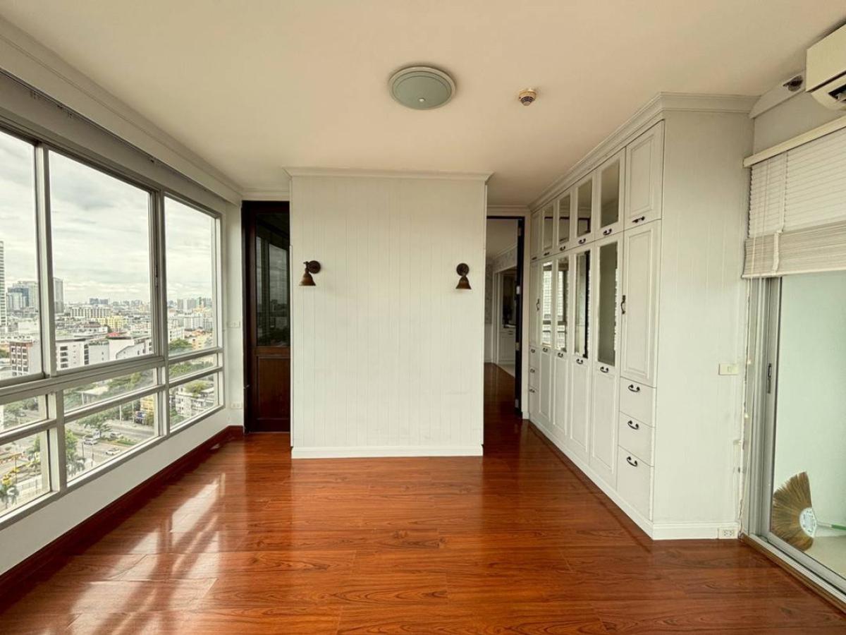 For SaleCondoLadprao, Central Ladprao : For Sale Condo , The Zest Ladprao , nice view , corner unit , wide frontage , MRT-Phahon Yothin , Lat Yao , Chatuchak , Bangkok , CX-148735