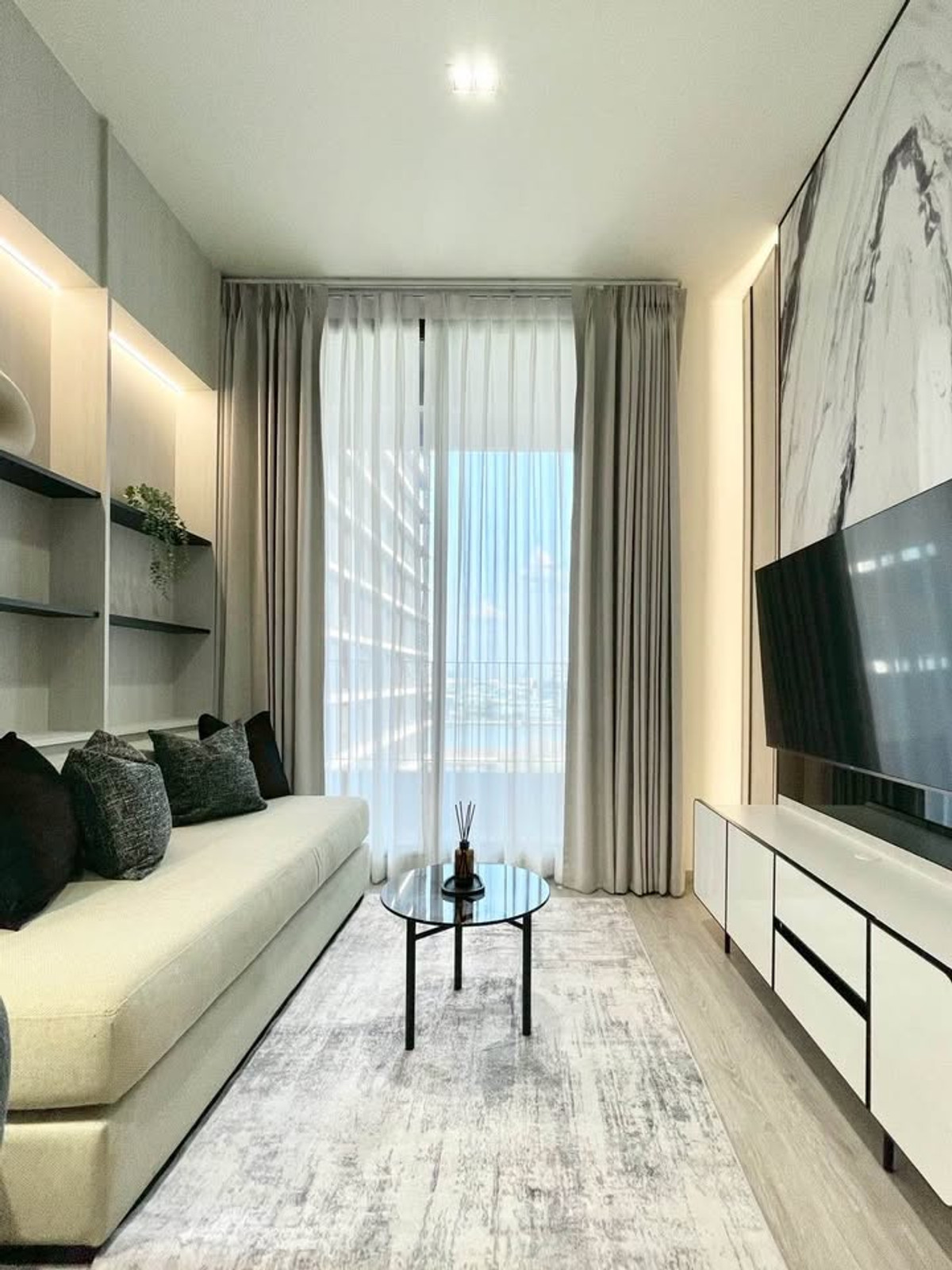 For RentCondoWongwianyai, Charoennakor : For rent: Chapter Charoennakhon - Riverside, good price! 2 bedrooms, river view, near BTS Krung Thonburi, fully furnished, high floor.