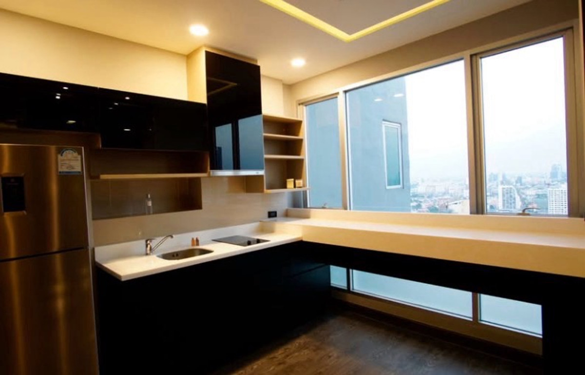 ให้เช่าคอนโดสะพานควาย จตุจักร : #R9683 🎉 220369 ให้เช่าคอนโด RHYTHM Phahon-Ari