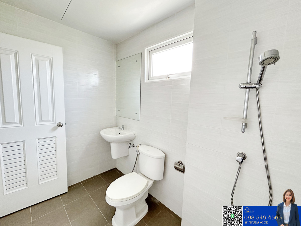 ขายอาคารพาณิชย์แจ้งวัฒนะ เมืองทอง : โฮมออฟฟิศ 3.5 ชั้น เมทโทร บิซทาวน์ แจ้งวัฒนะ 2 ติดถนนหอการค้าไทย อาคารพักอาศัยและทำธุรกิจ ร้านค้า