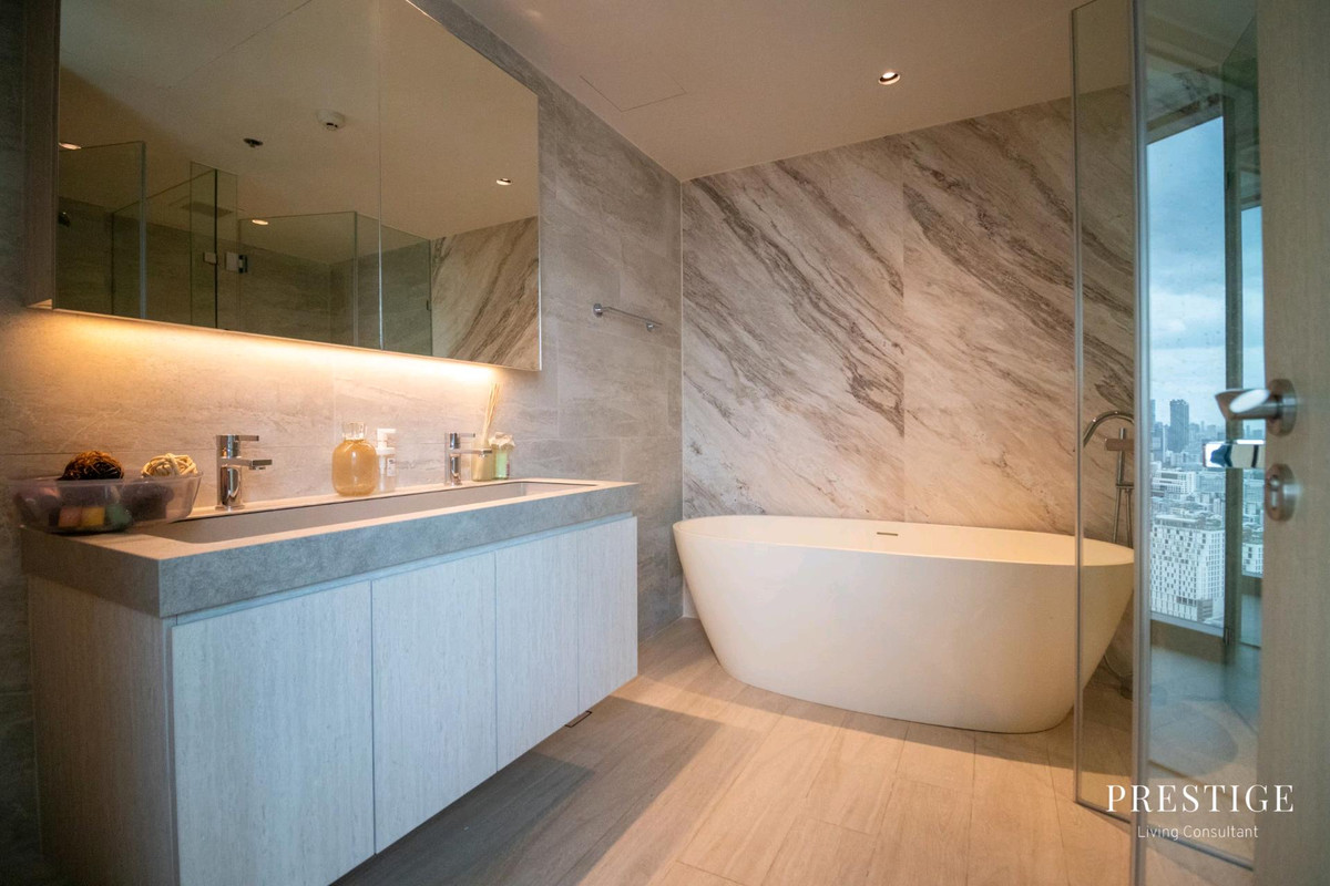 For SaleCondoSilom, Saladaeng, Bangrak : 📌For SELL for sale | The Lofts Silom - 3BR (117.5 sqm) 32,000,000 THB