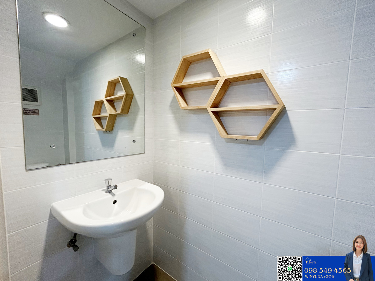 ขายอาคารพาณิชย์แจ้งวัฒนะ เมืองทอง : โฮมออฟฟิศ 3.5 ชั้น เมทโทร บิซทาวน์ แจ้งวัฒนะ 2 ติดถนนหอการค้าไทย อาคารพักอาศัยและทำธุรกิจ ร้านค้า