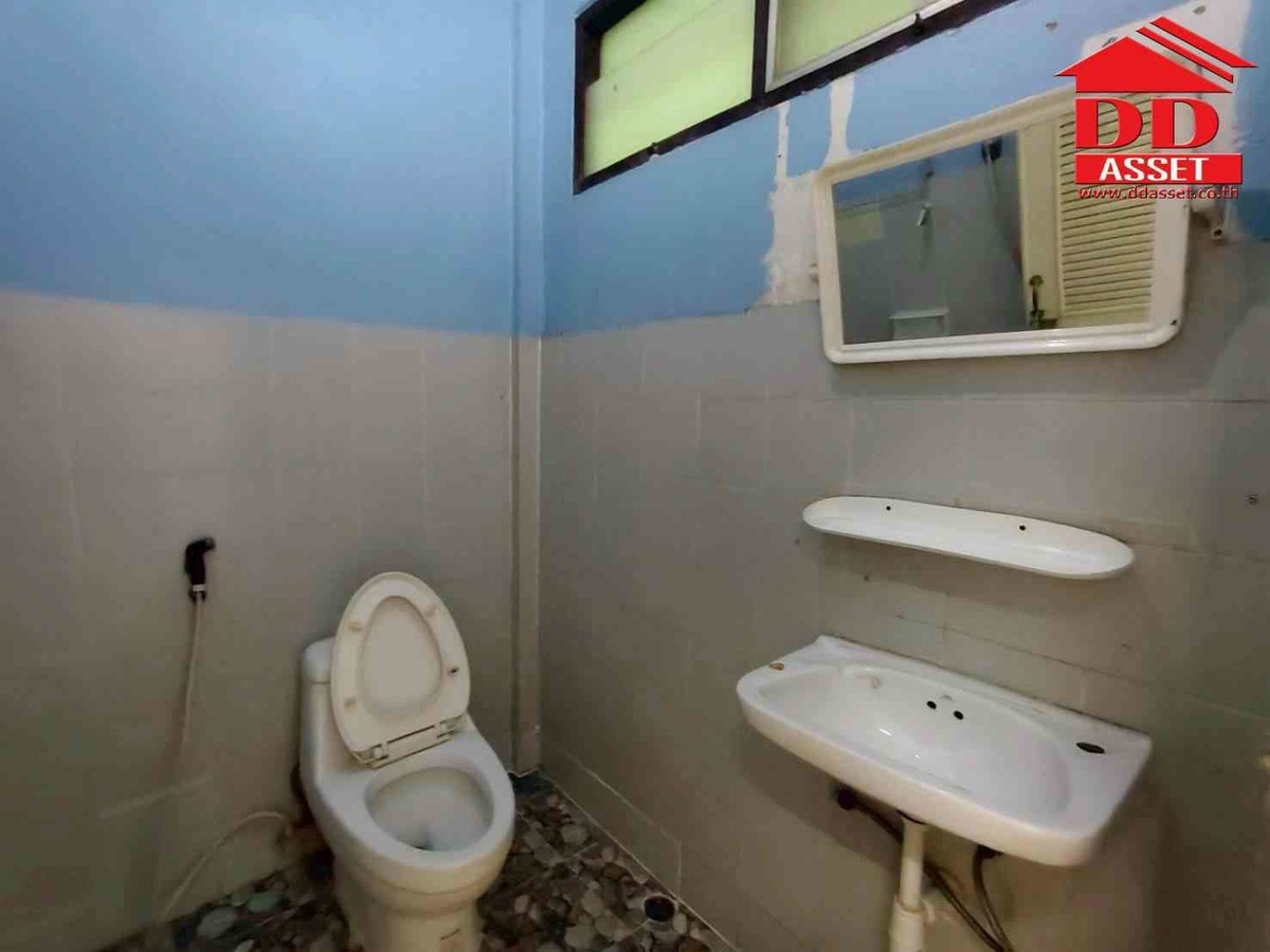 ขายทาวน์โฮมปทุมธานี รังสิต ธรรมศาสตร์ : ขายทาวน์เฮ้าส์ 2 ชั้น สวนทองวิลล่า 7 ลำลูกกาคลอง 4  รหัสทรัพย์ : T8242