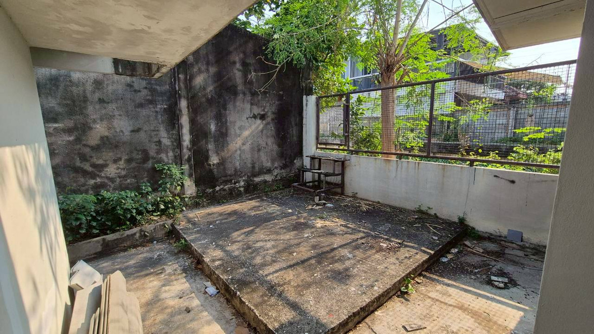 ให้เช่าบ้านเสรีไทย-นิด้า : ให้เช่าบ้านเดี่ยว 2 ชั้น เสรีไทย 57 - มีสวนข้างบ้านขนาดใหญ่