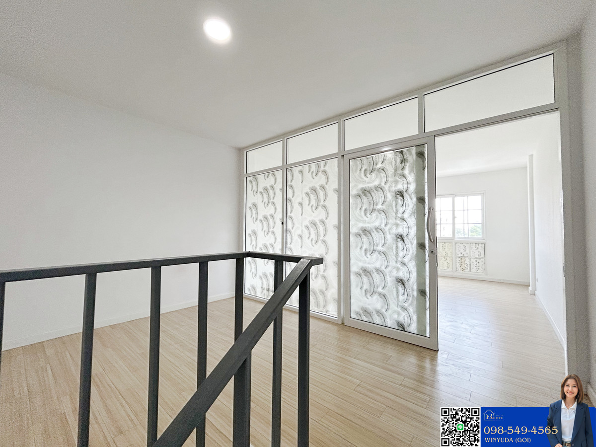 ขายอาคารพาณิชย์แจ้งวัฒนะ เมืองทอง : โฮมออฟฟิศ 3.5 ชั้น เมทโทร บิซทาวน์ แจ้งวัฒนะ 2 ติดถนนหอการค้าไทย อาคารพักอาศัยและทำธุรกิจ ร้านค้า